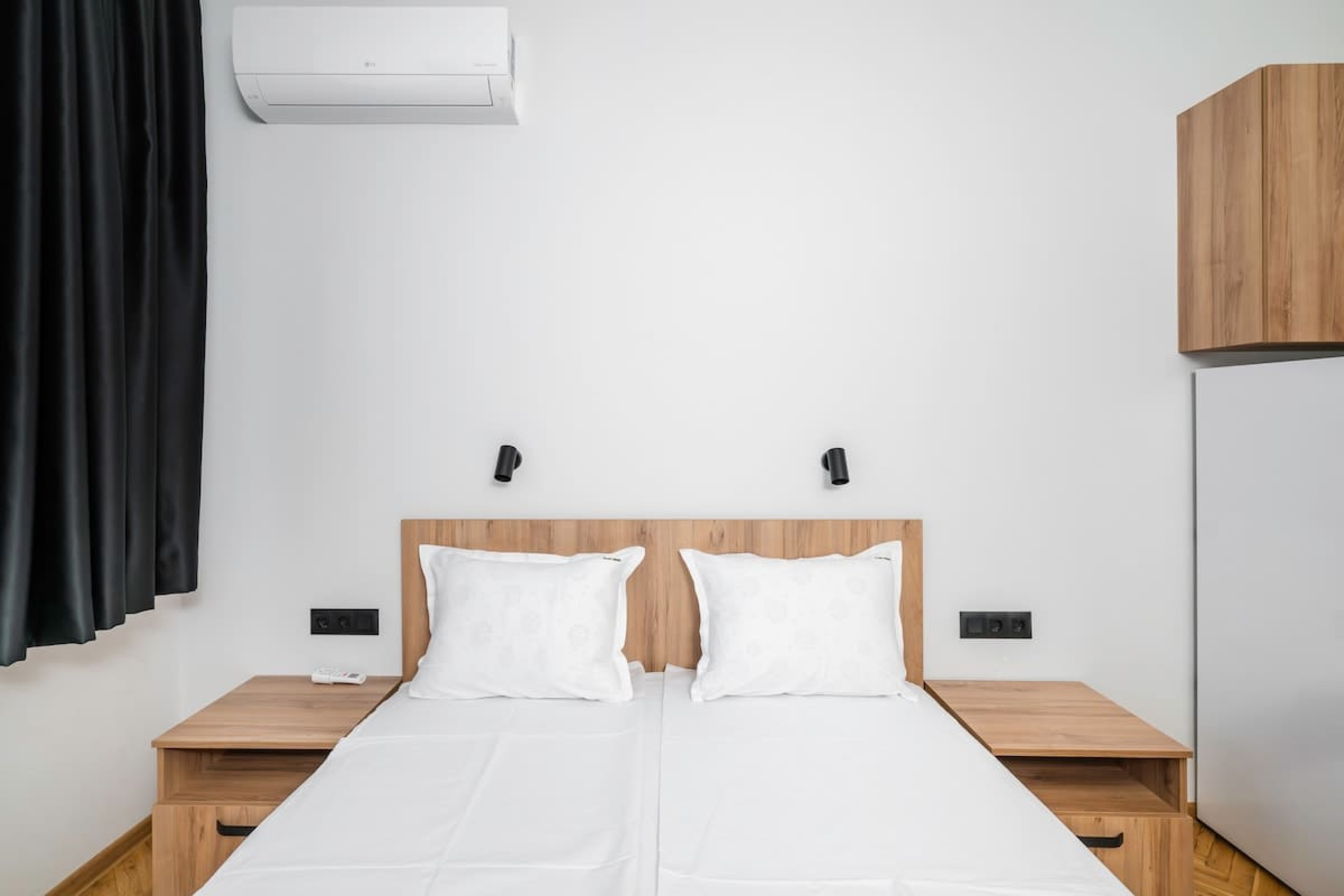 Cozy Flats Near Alexander Nevski Cathedral - Cover Photo