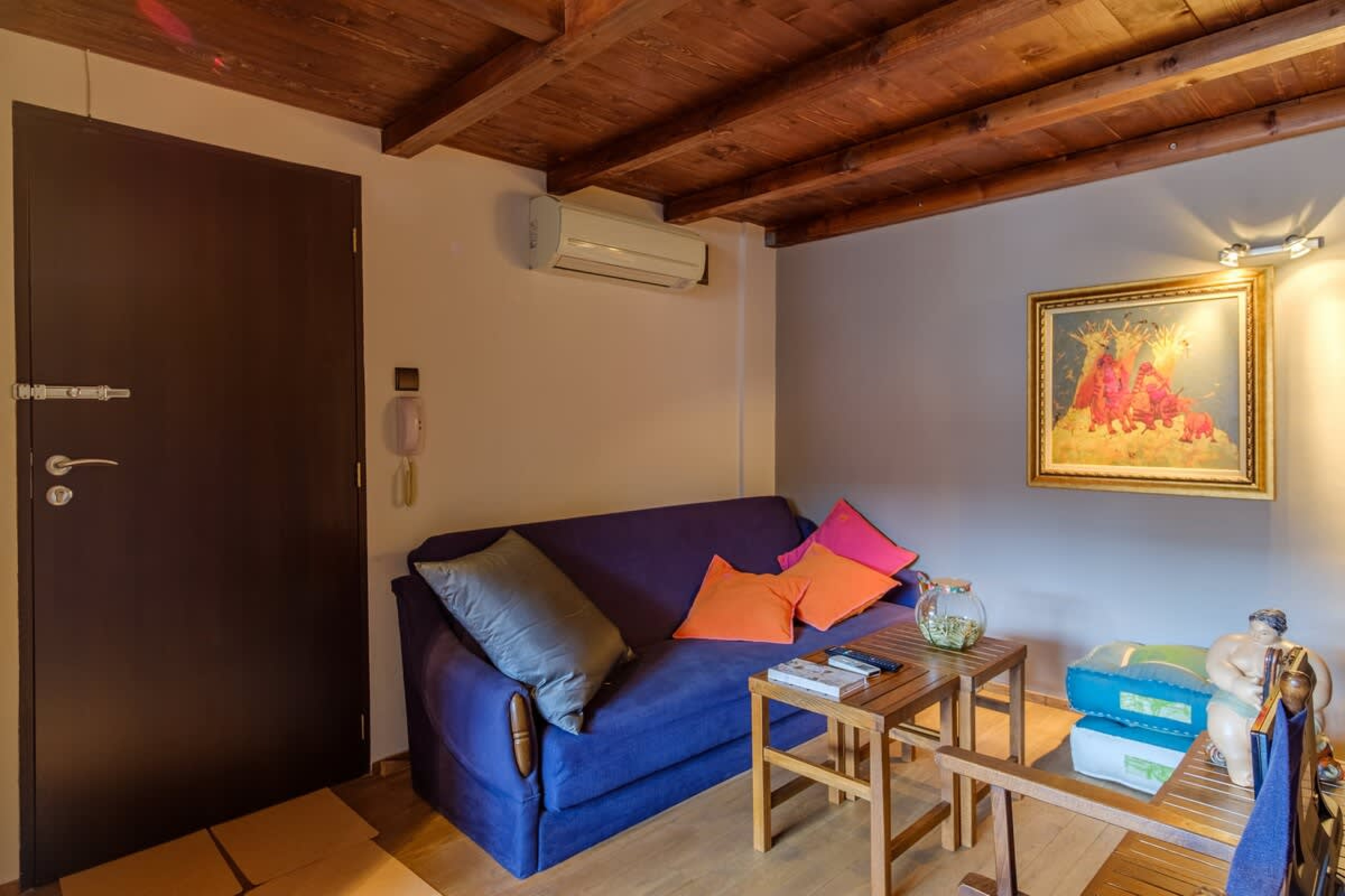 Scoutaround White Logo