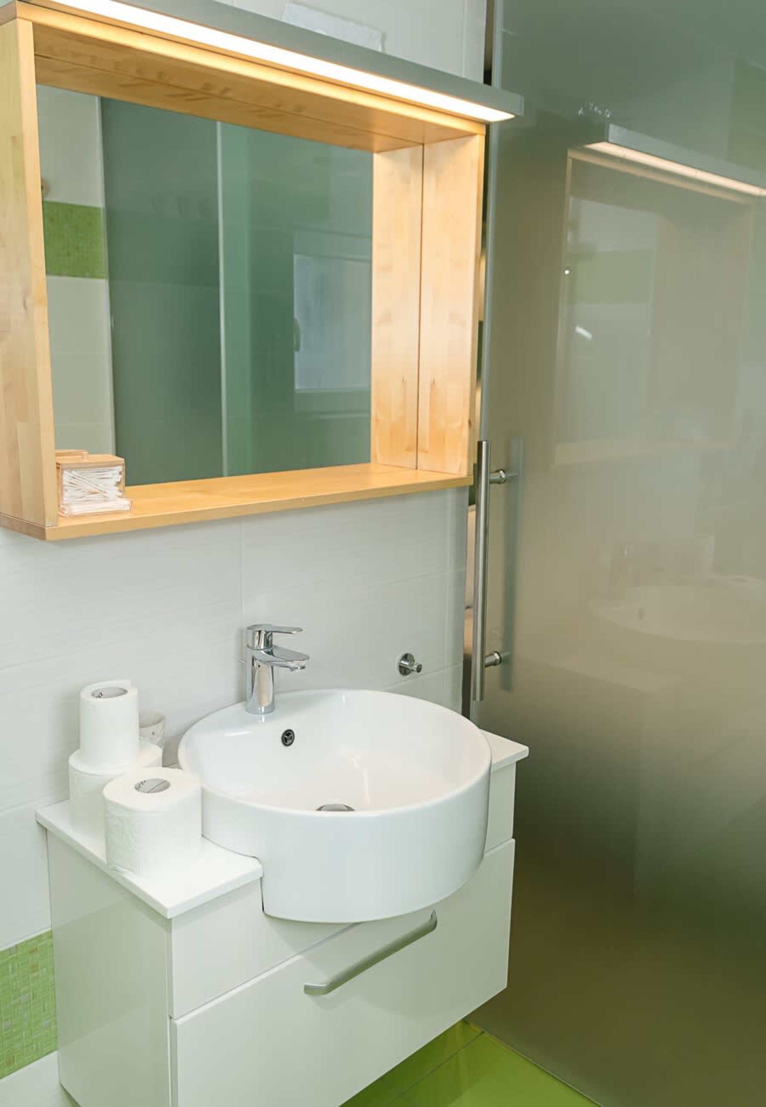 Scoutaround White Logo