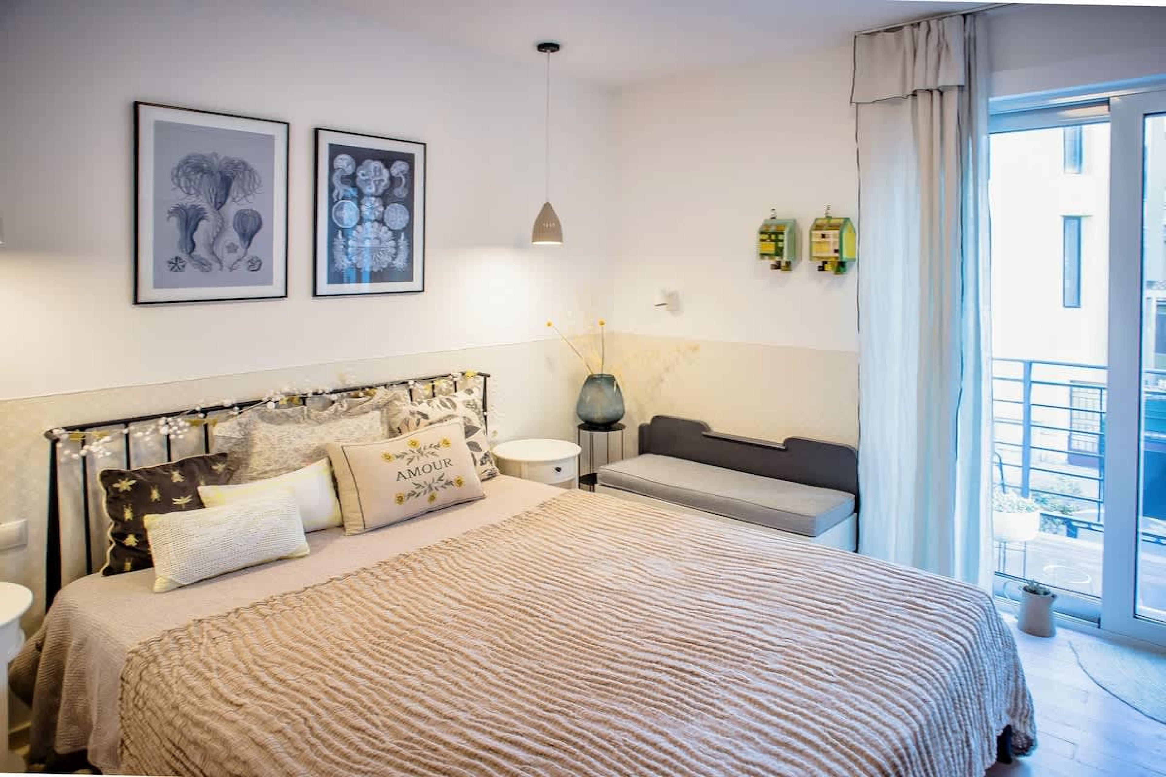 Scoutaround White Logo