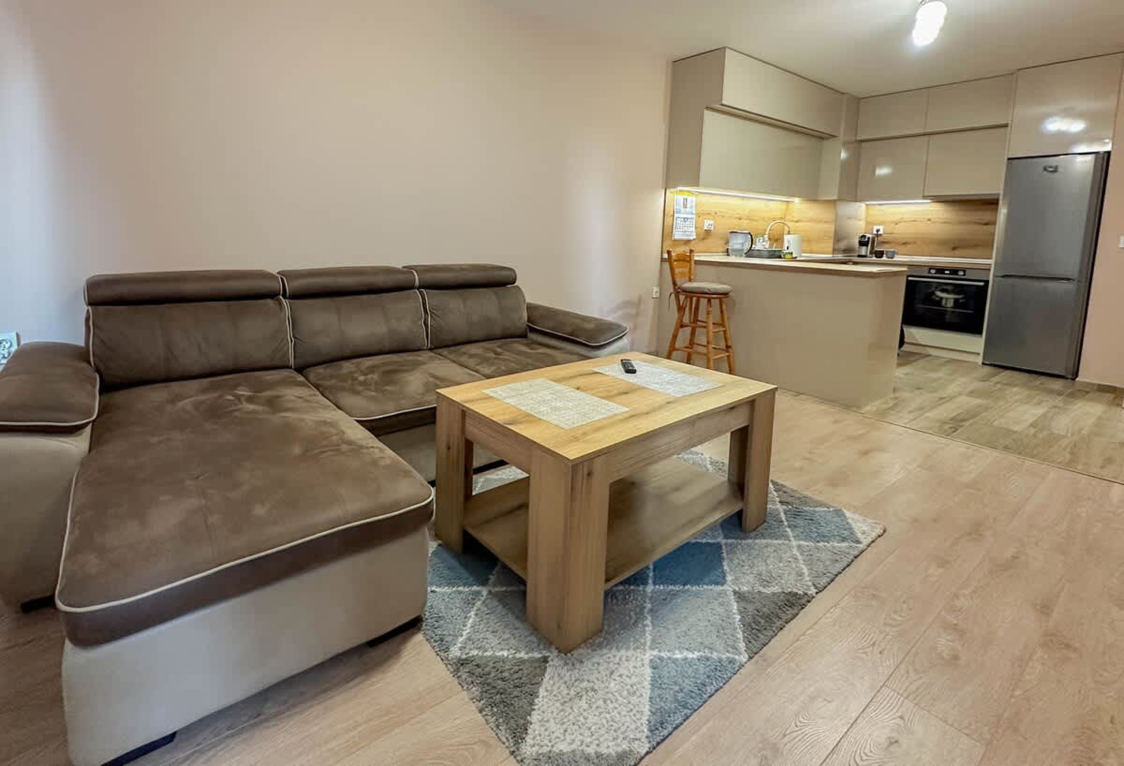 1BD Retreat with Balcony in Vibrant Varna District - Photo 5