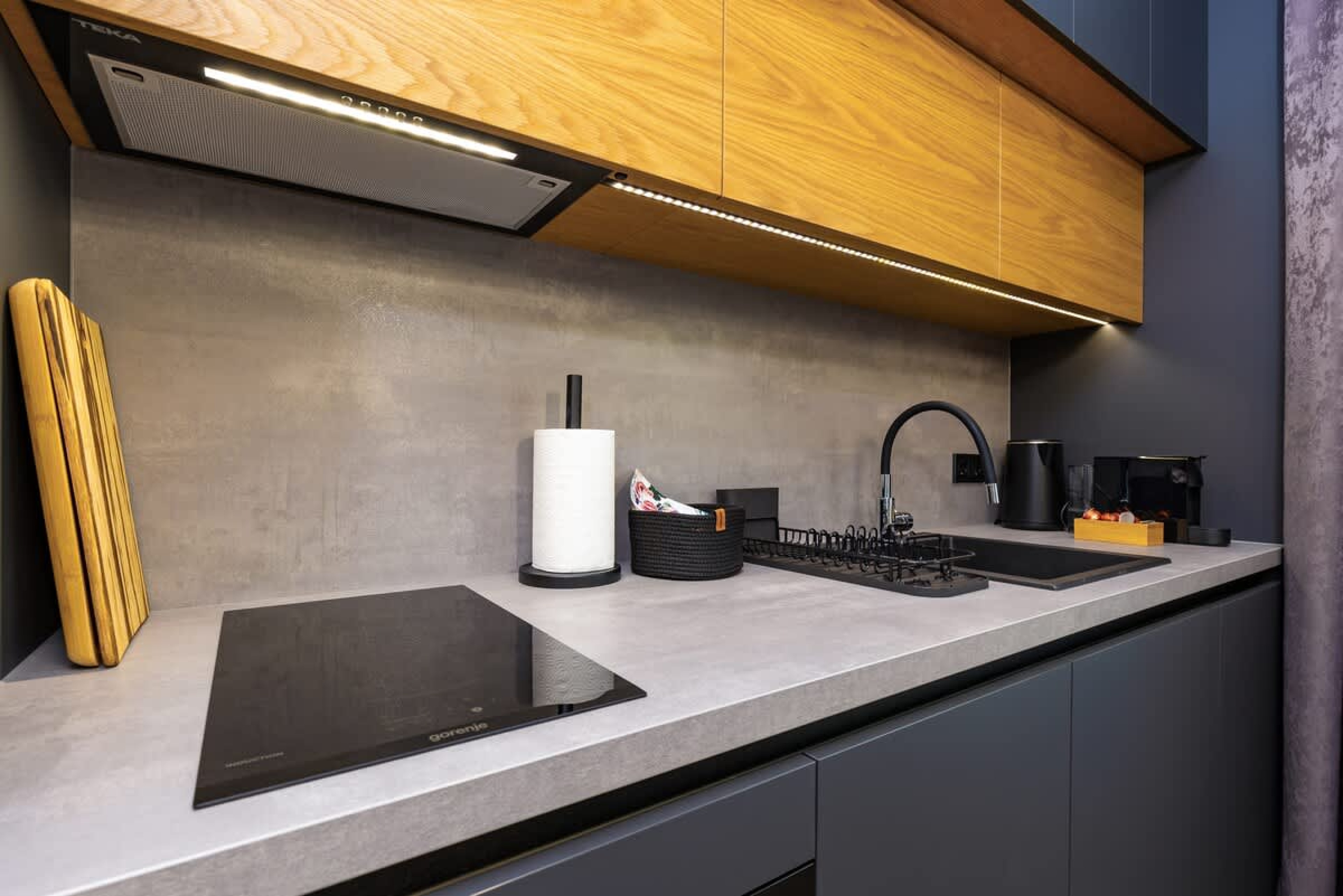 Scoutaround White Logo