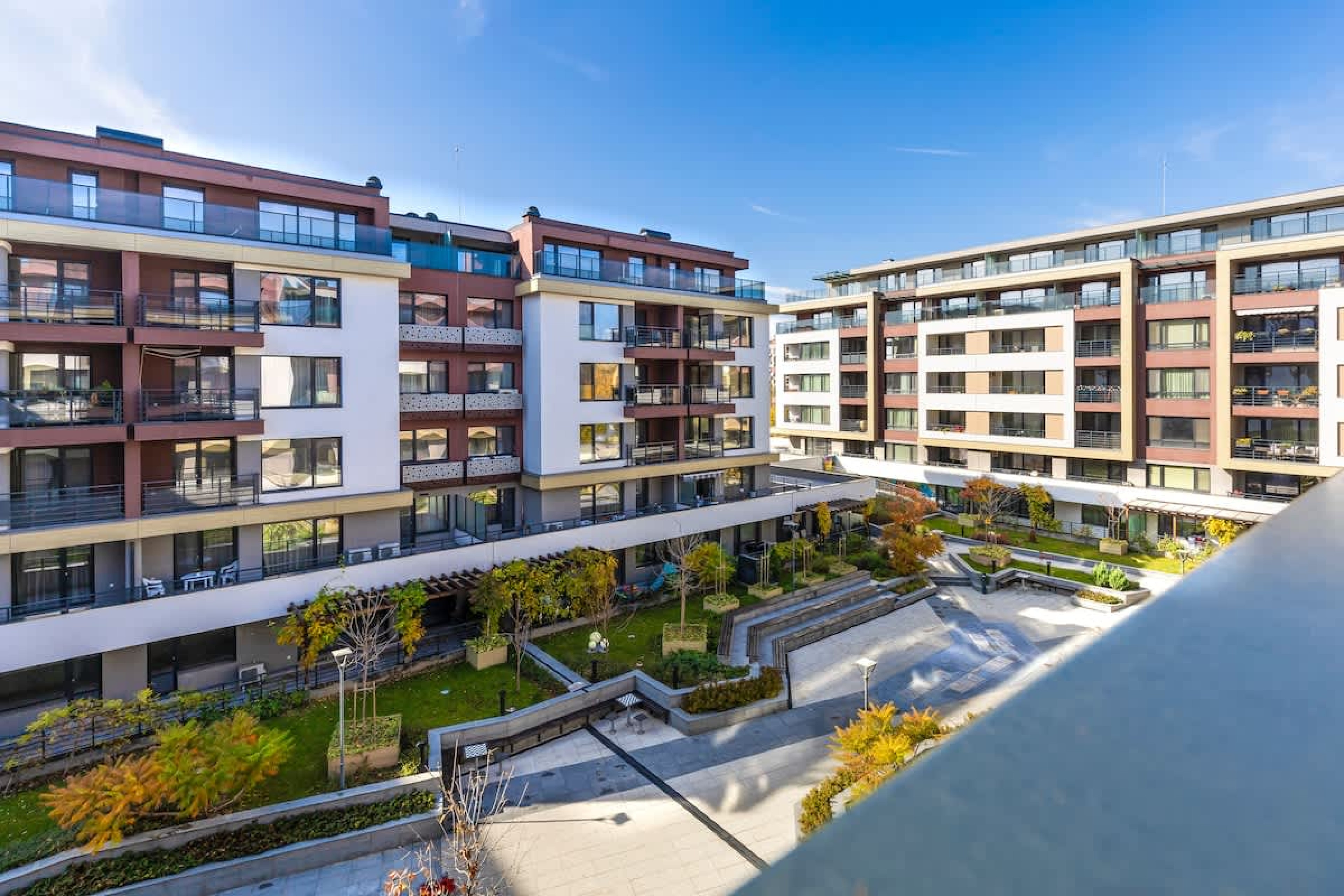 Scoutaround White Logo