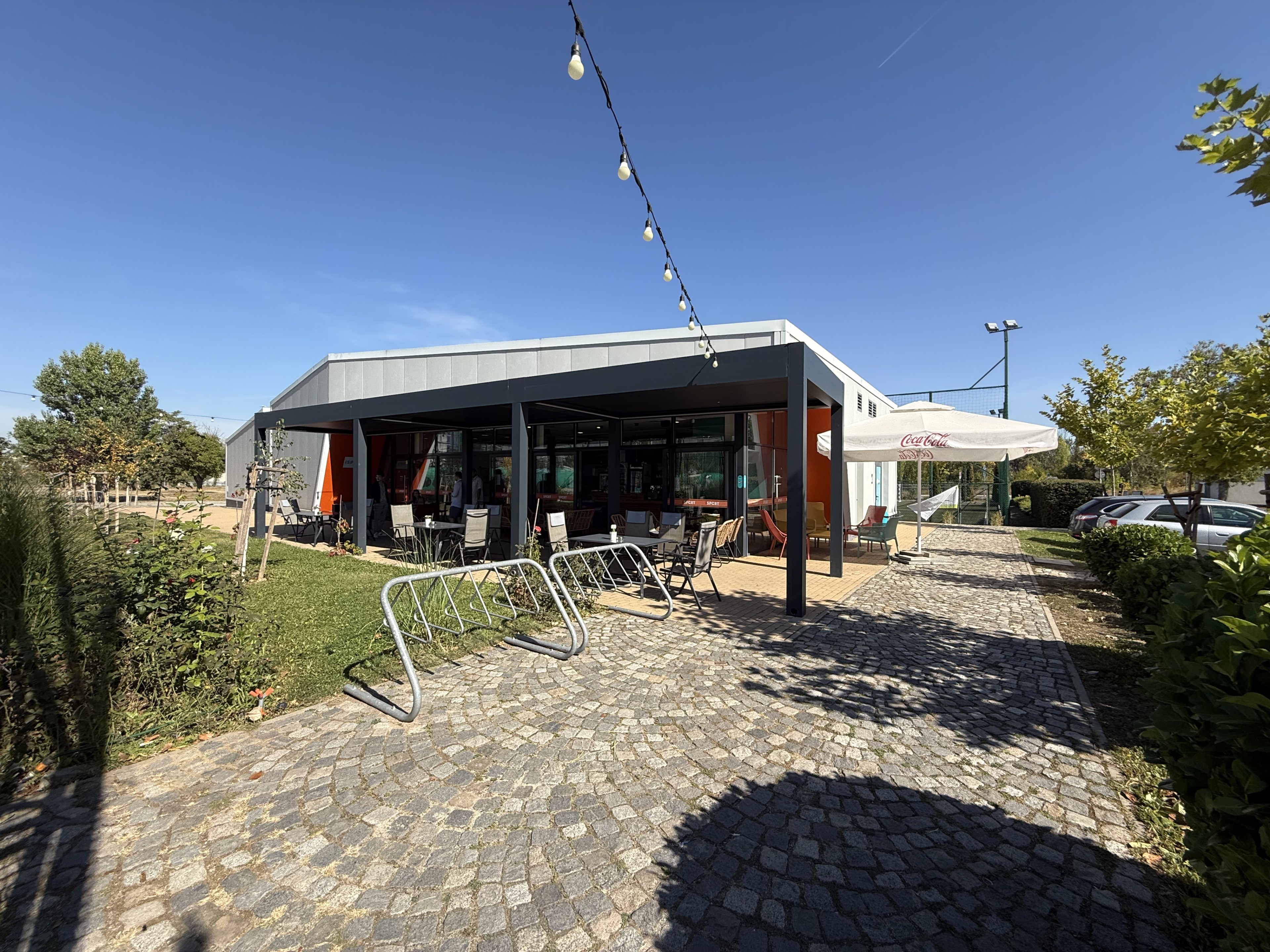 Scoutaround White Logo