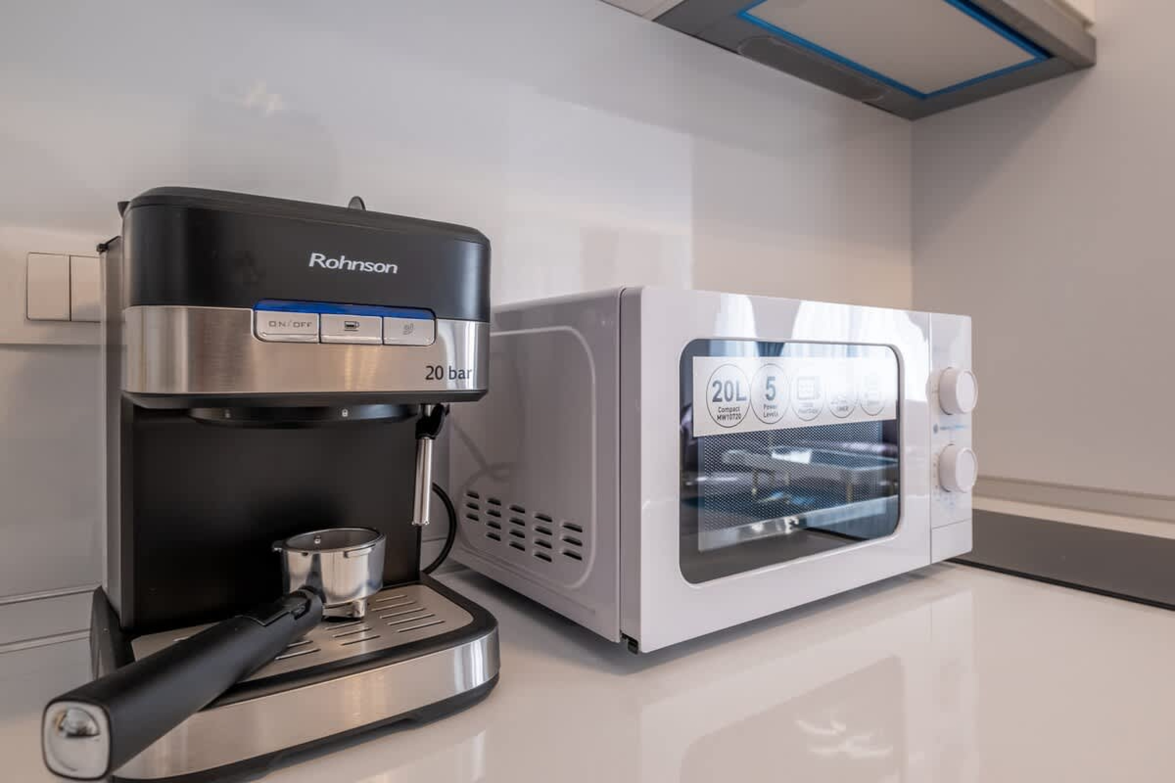 Scoutaround White Logo