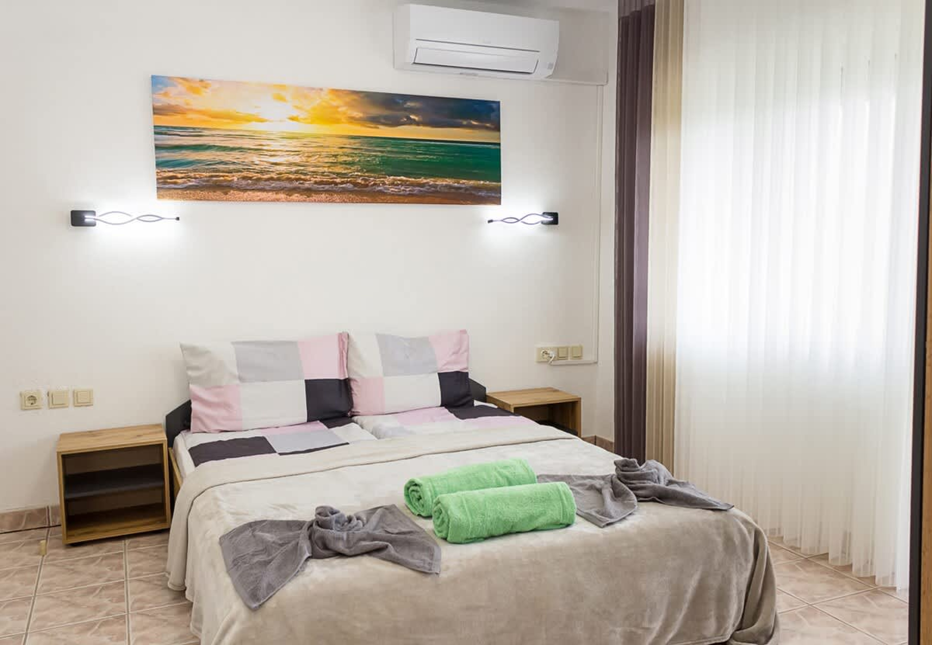 Scoutaround White Logo