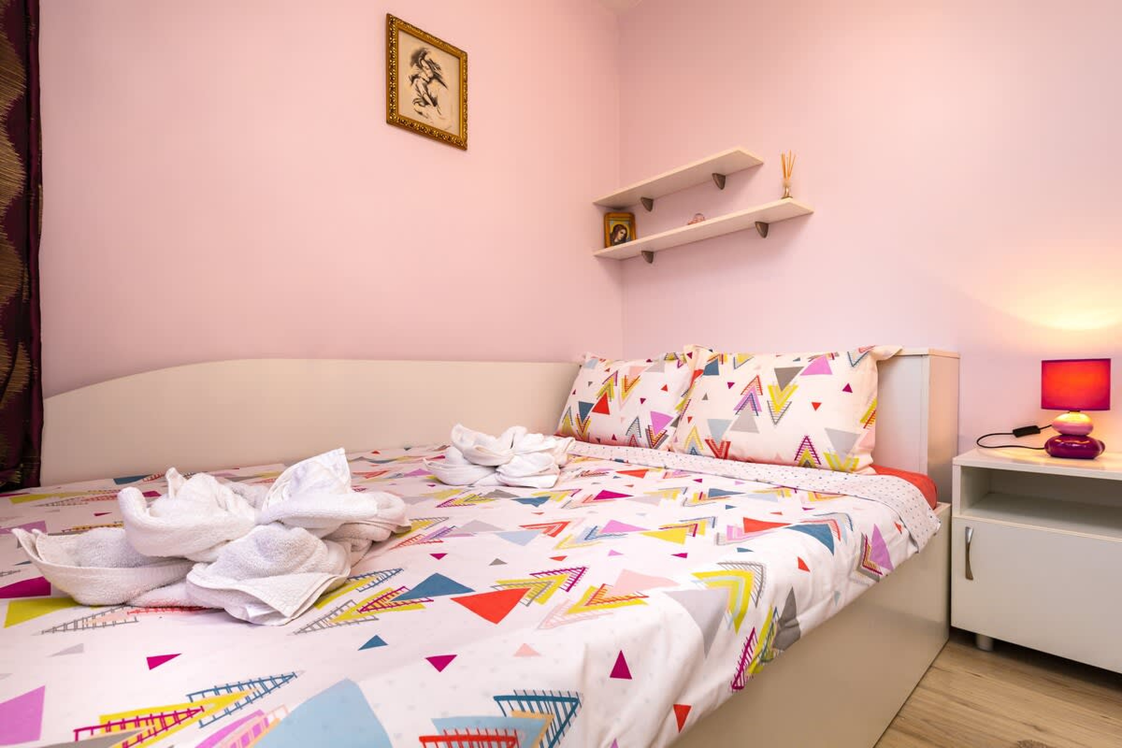 Scoutaround White Logo