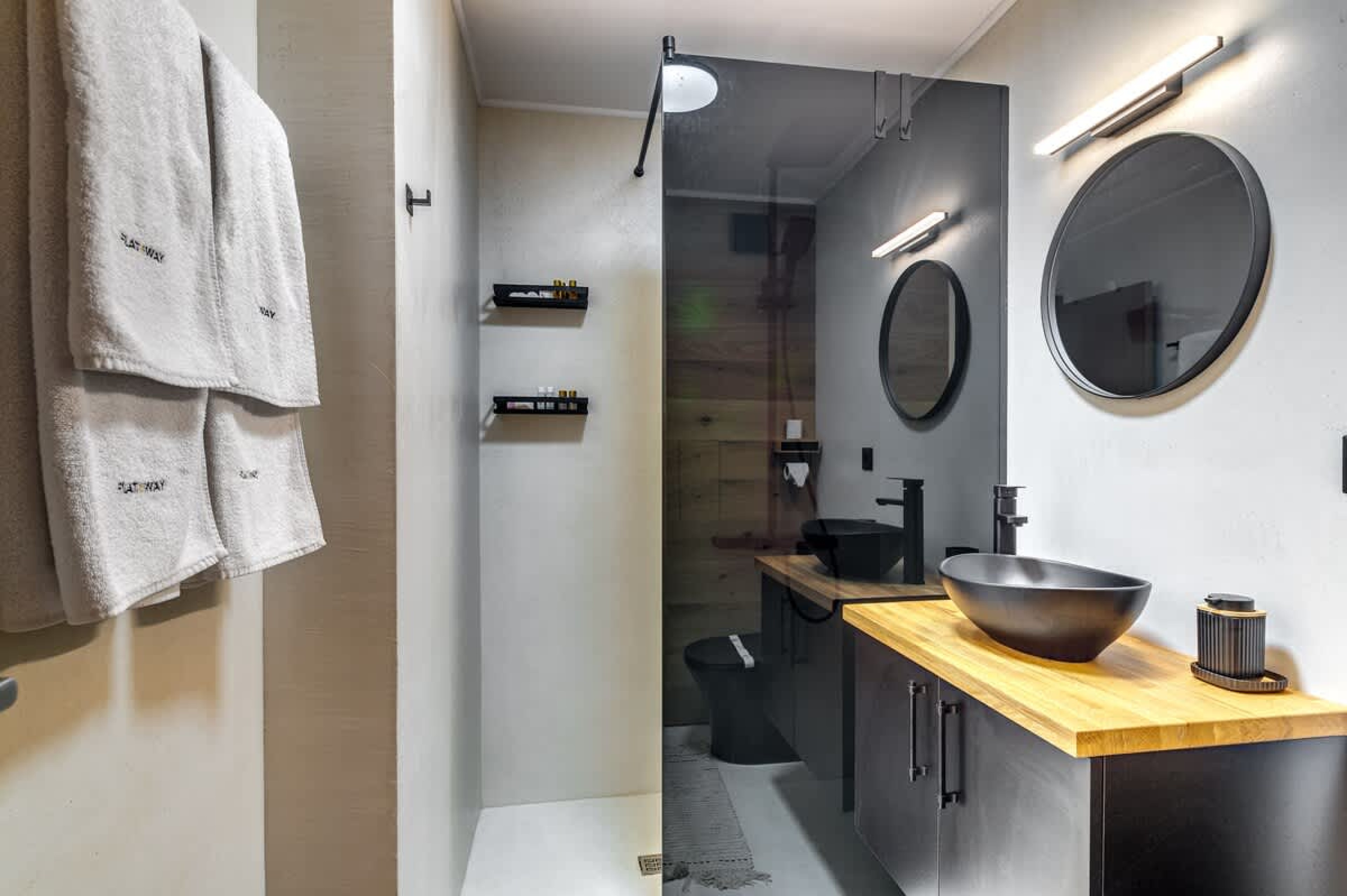 Scoutaround White Logo