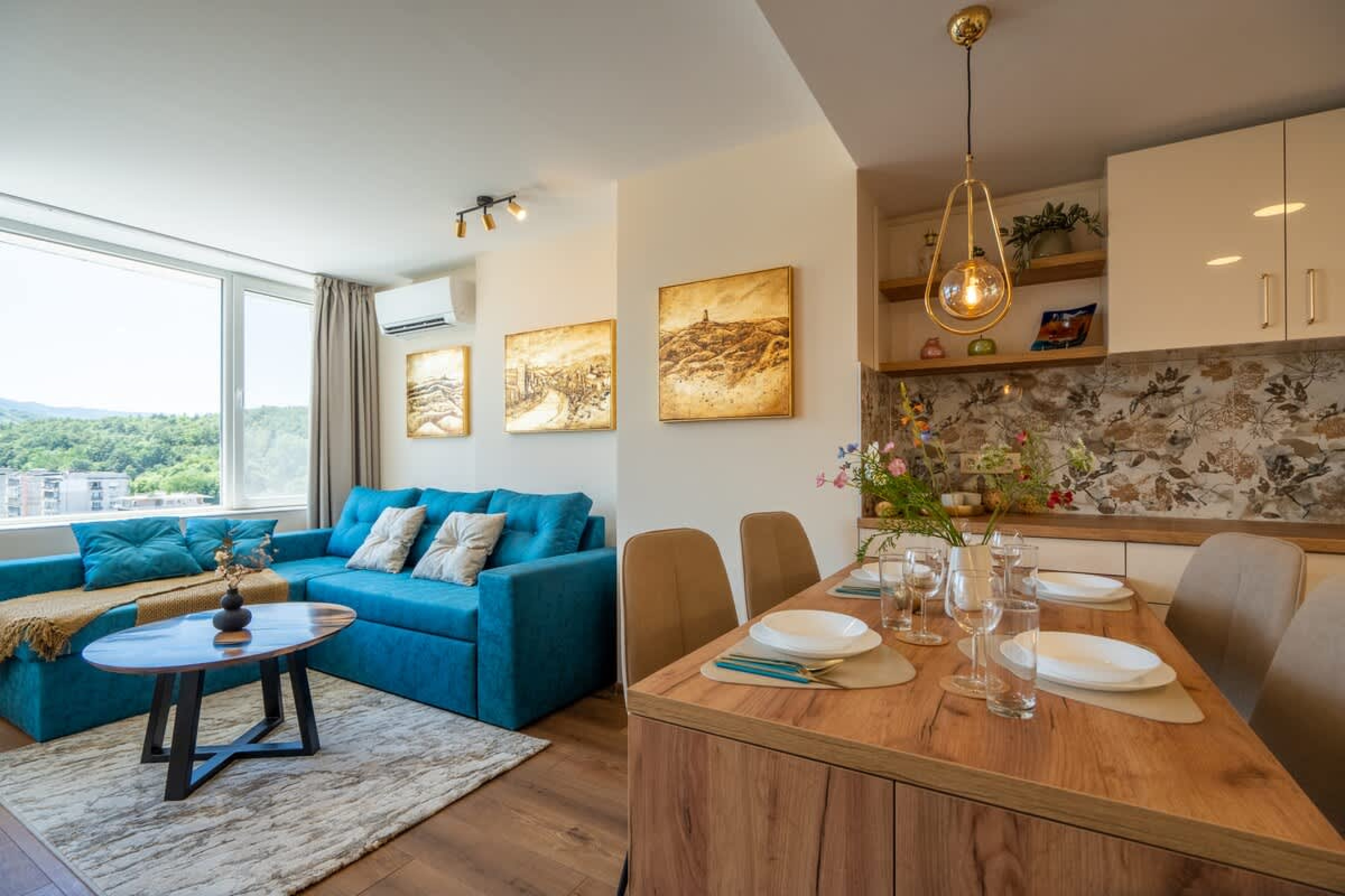 Scoutaround White Logo