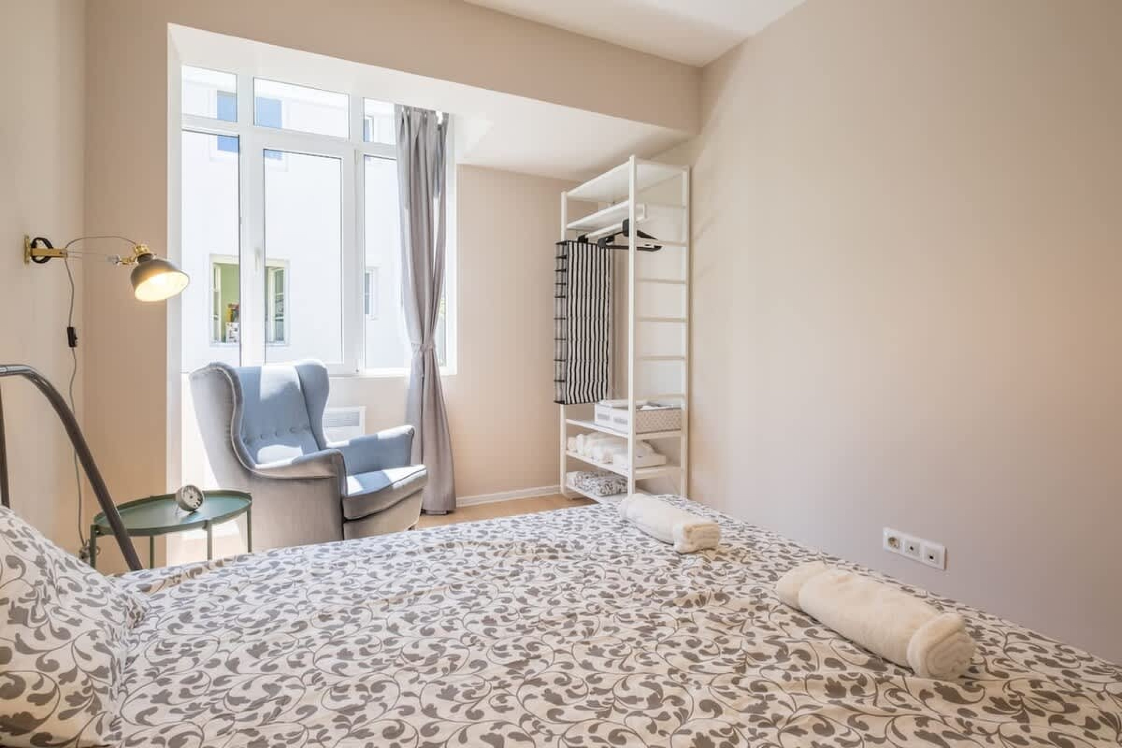 Enjoy The Ride | 2-BDR Lozenec Central Apartment - Photo 15