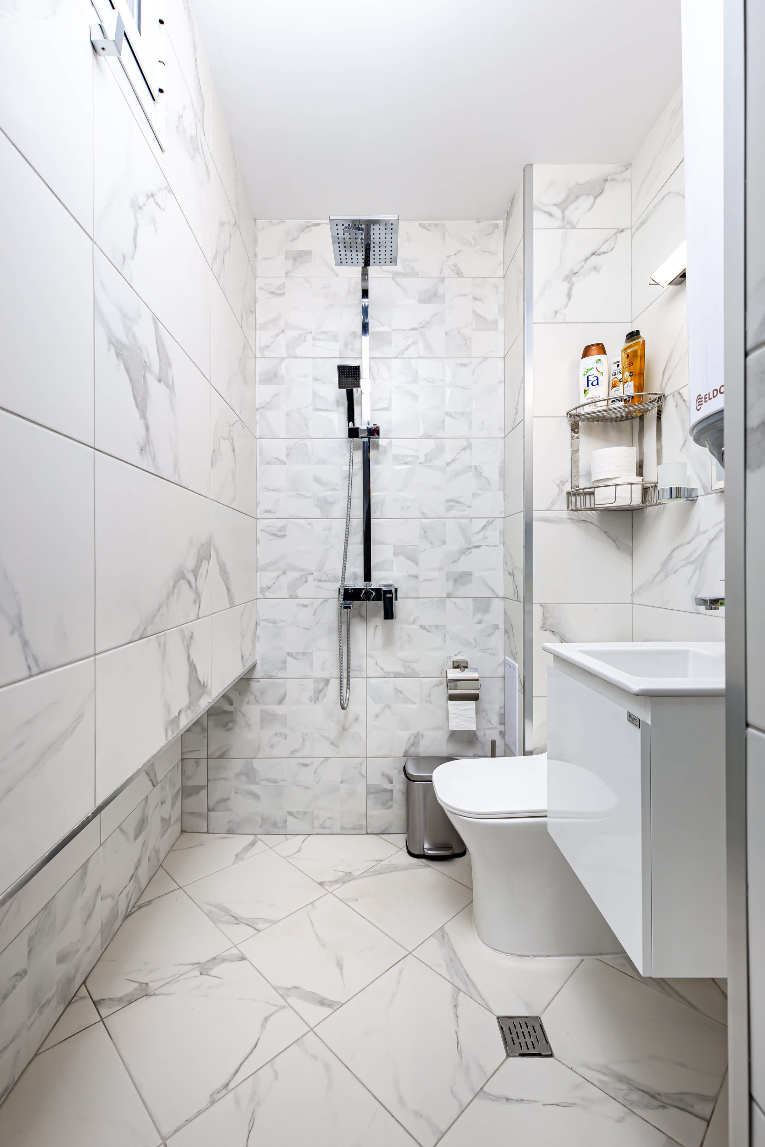 Scoutaround White Logo