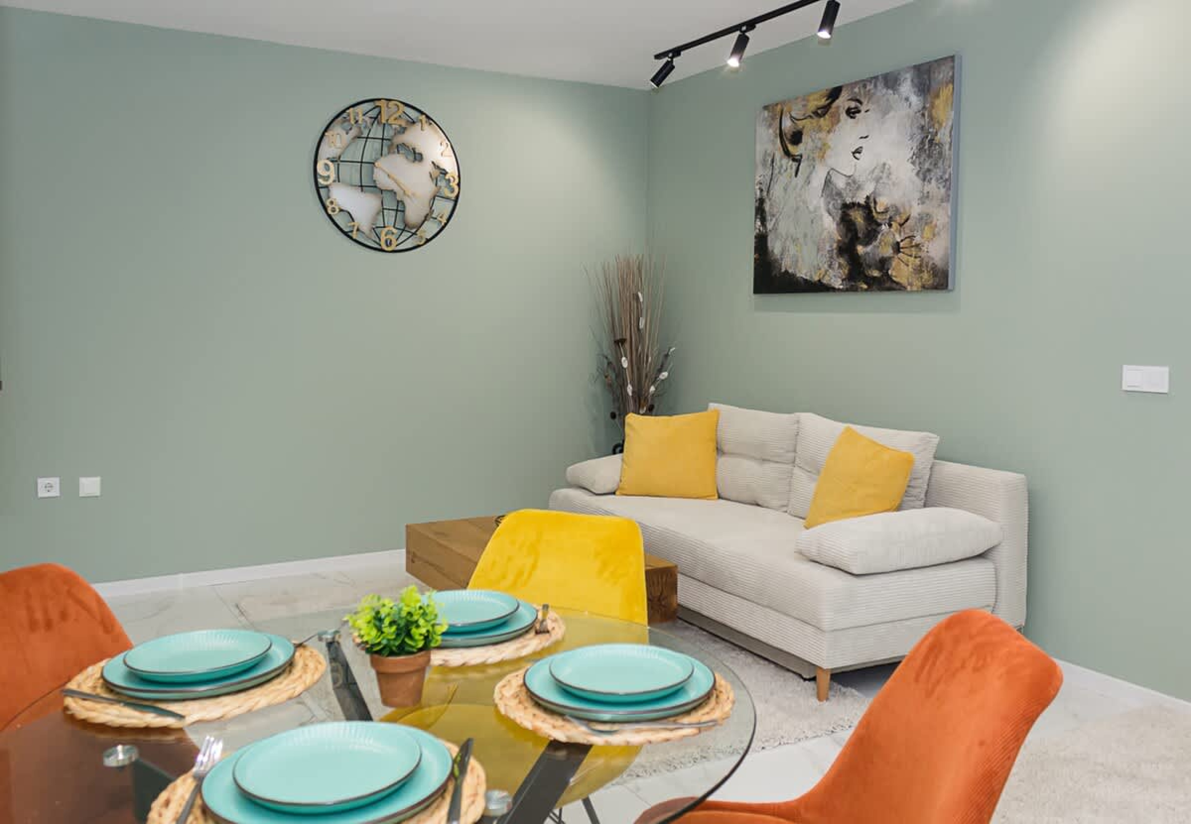 Scoutaround White Logo