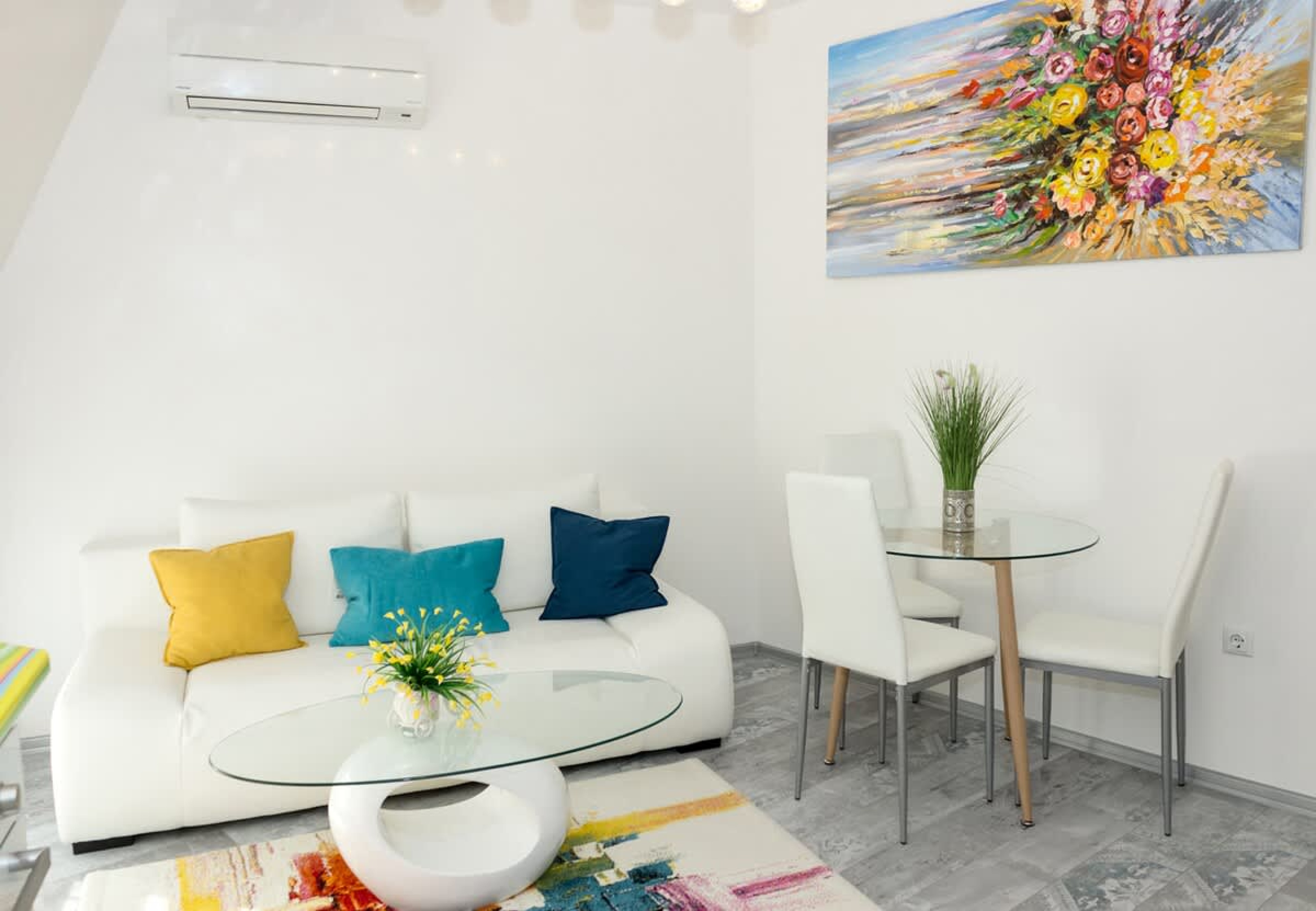 | AcriliC | One-Bedroom Flat with Balcony - Photo 9