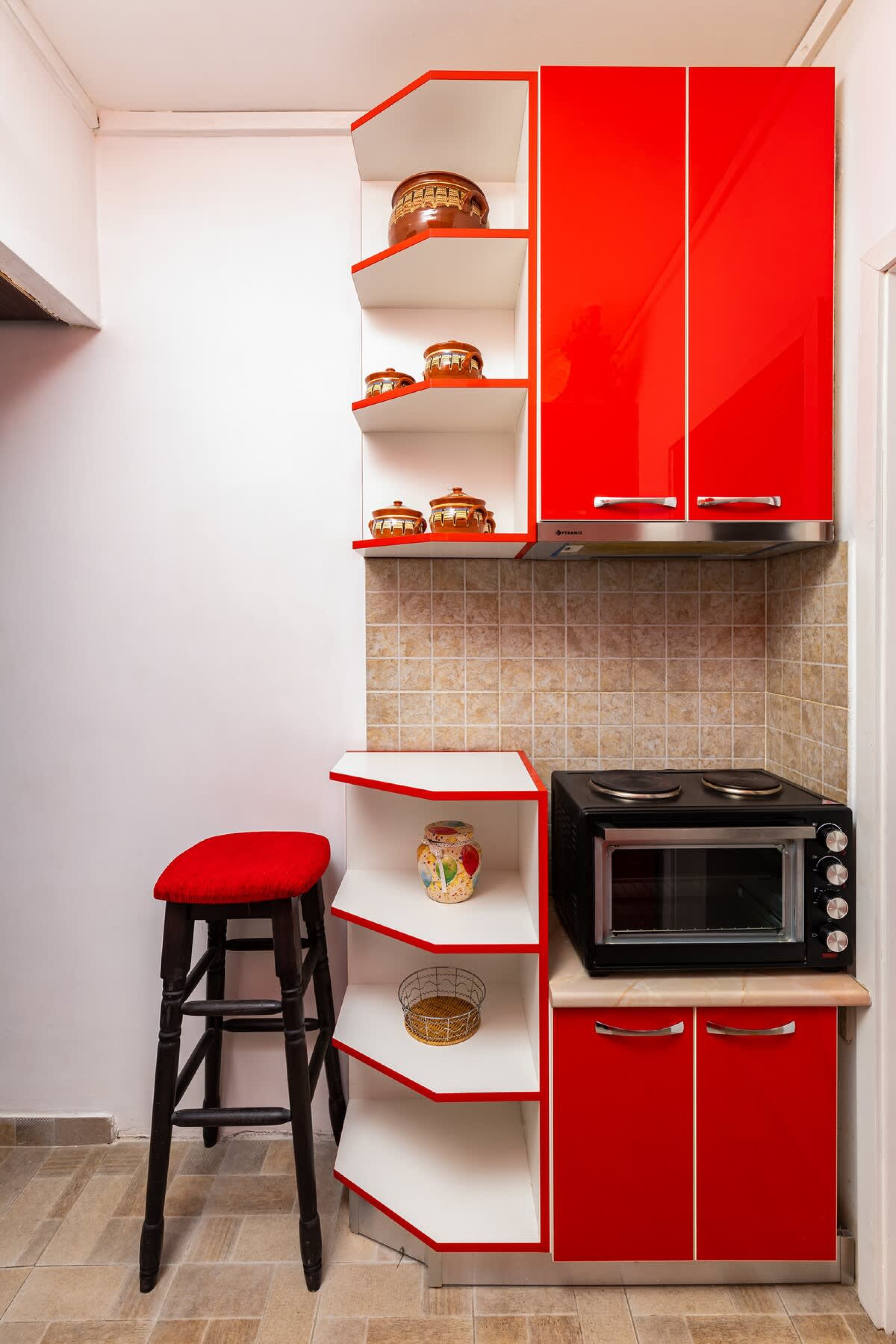 Scoutaround White Logo