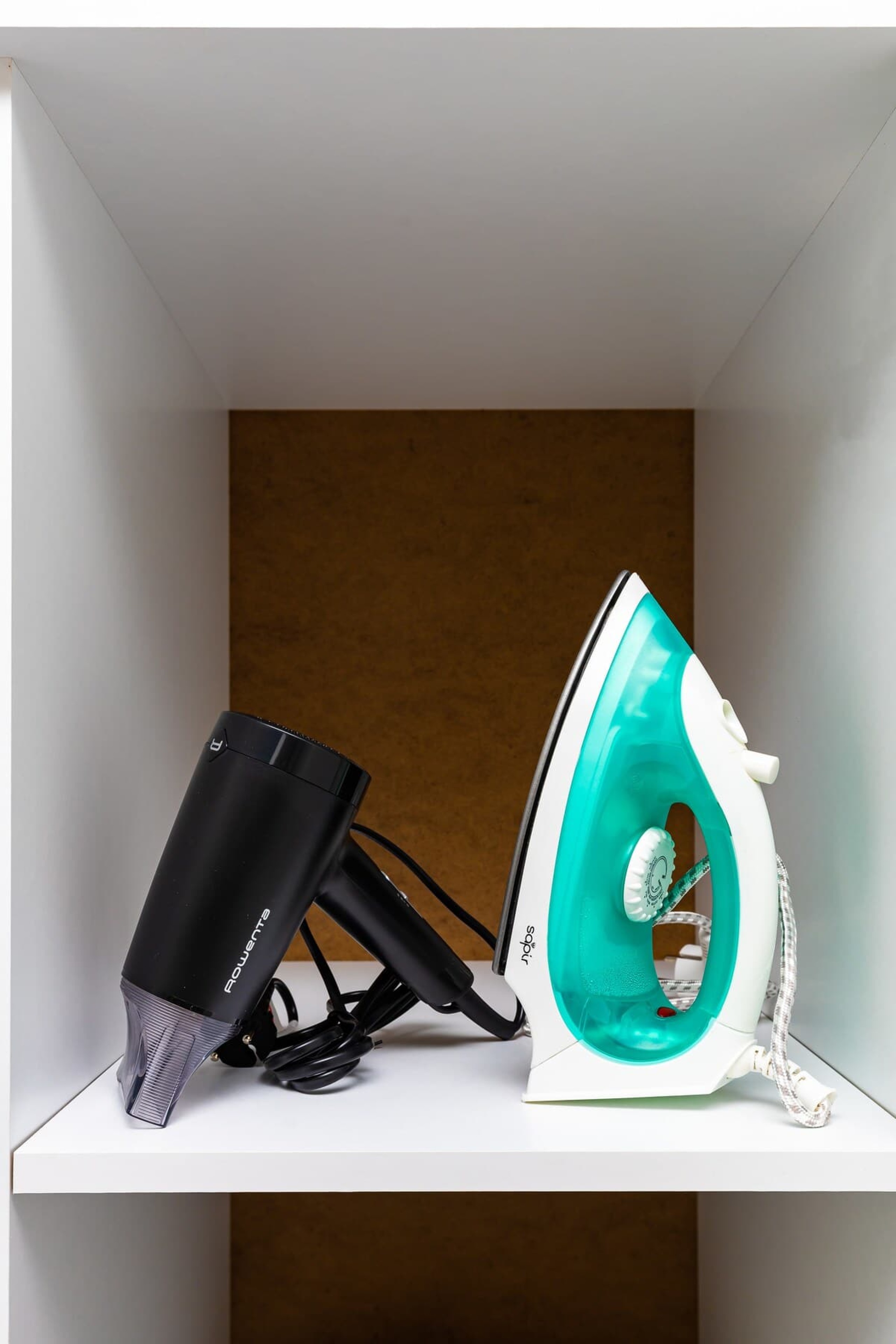 Scoutaround White Logo