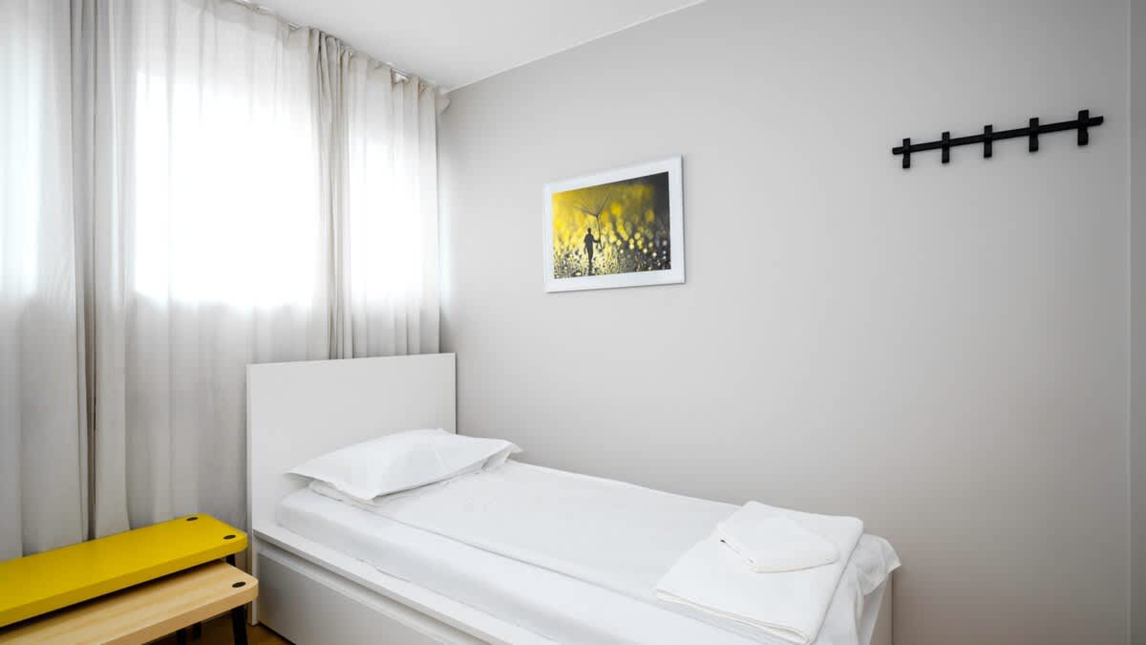 Scoutaround White Logo