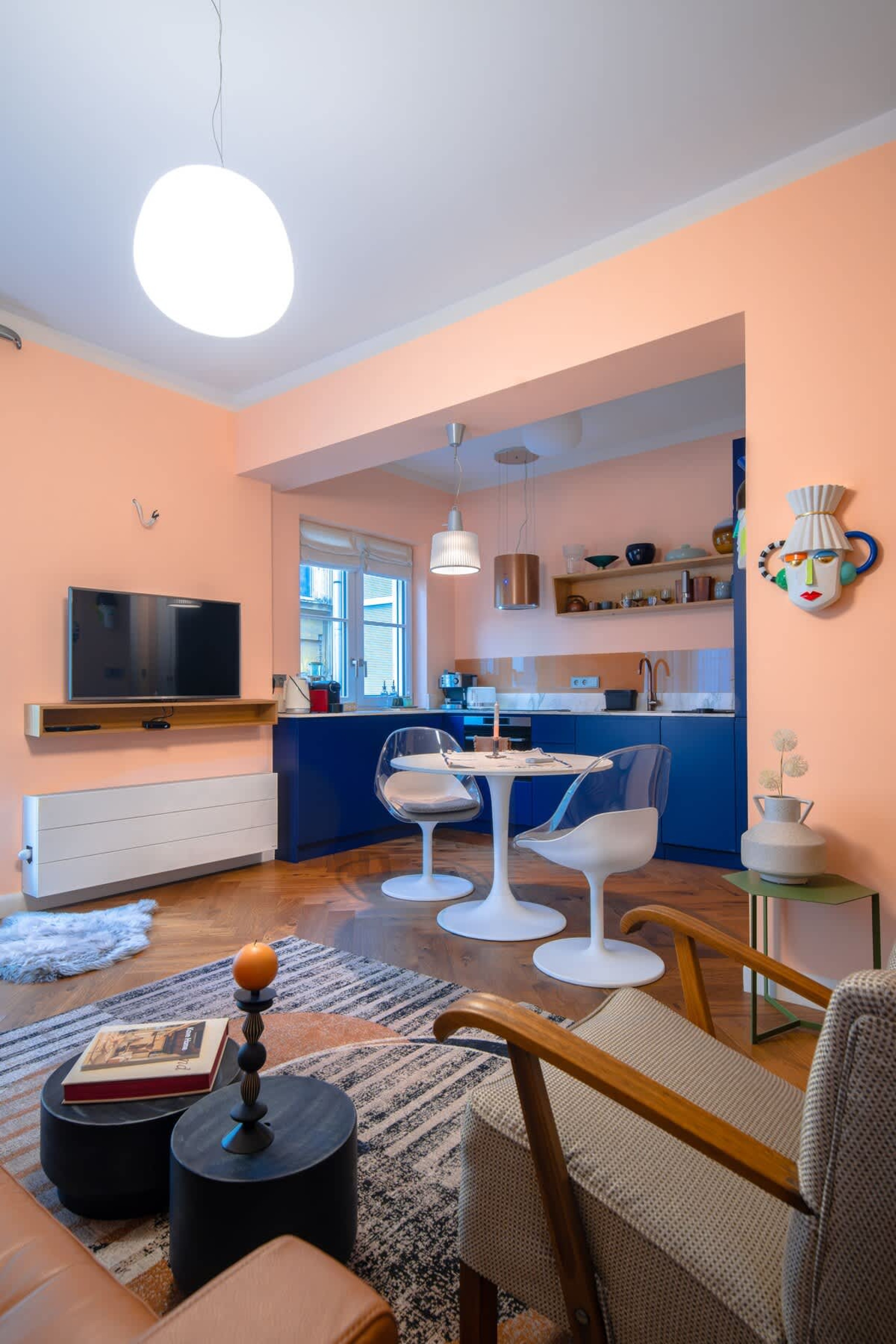 Scoutaround White Logo