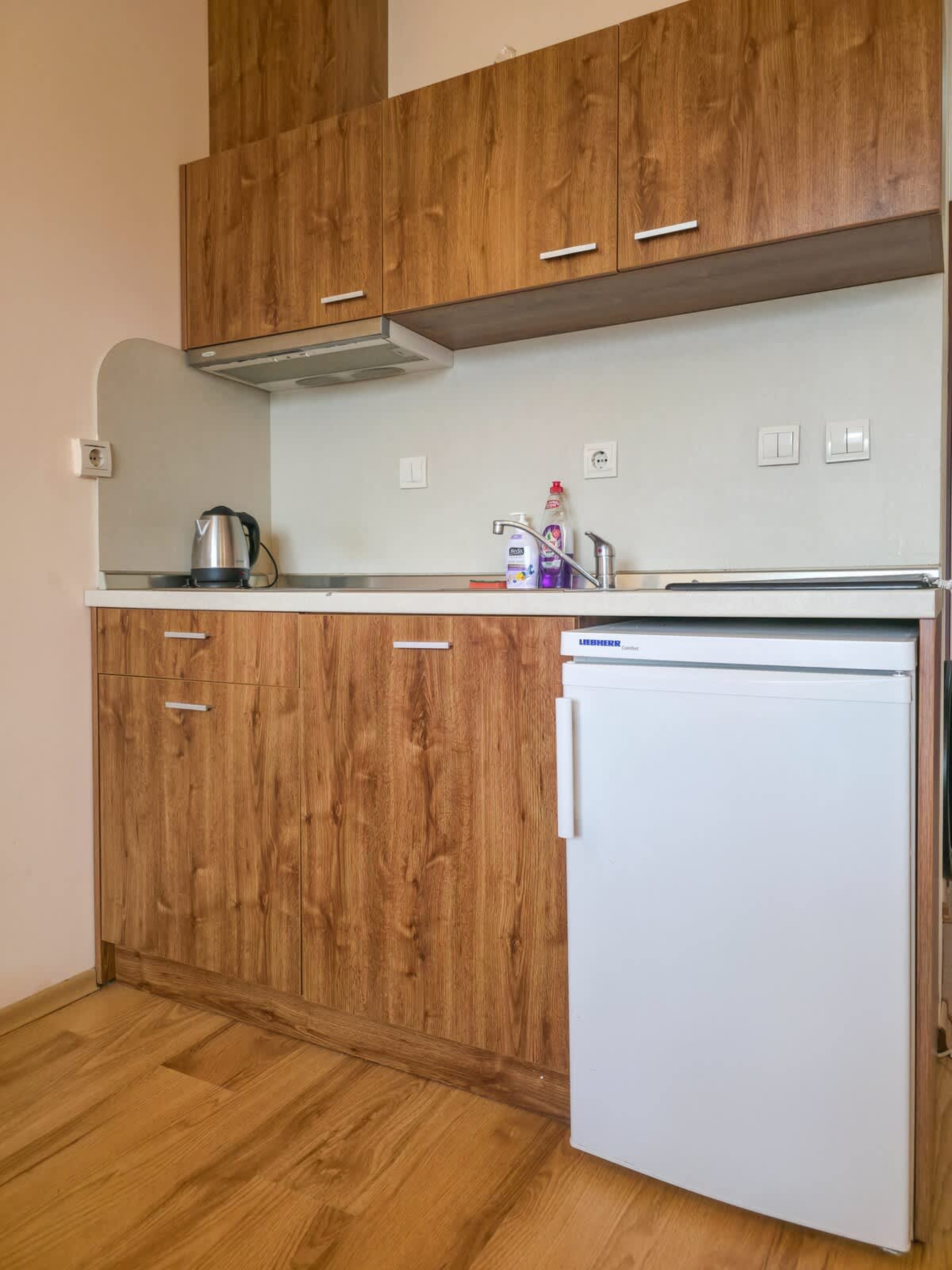 Scoutaround White Logo