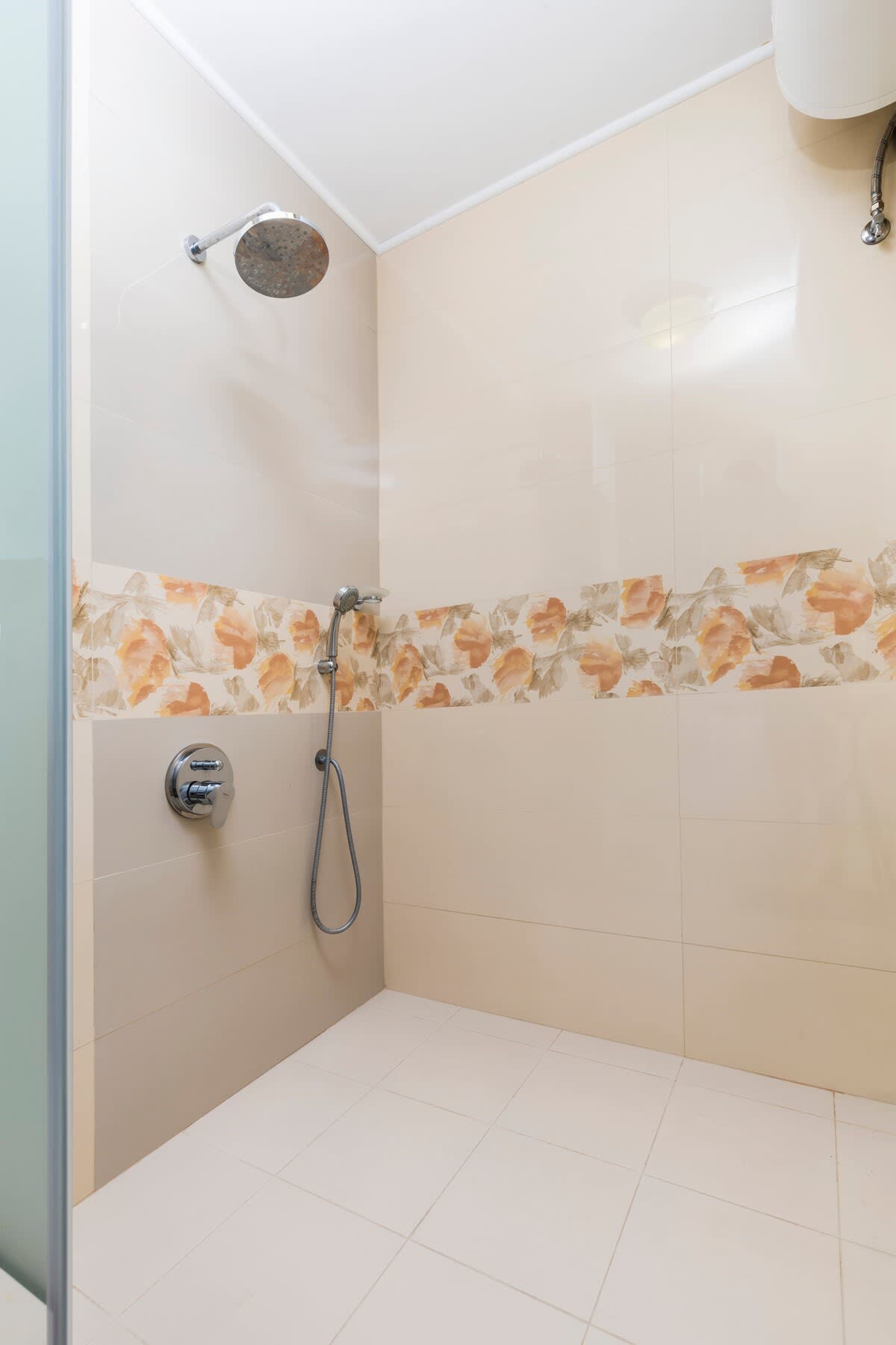 Scoutaround White Logo