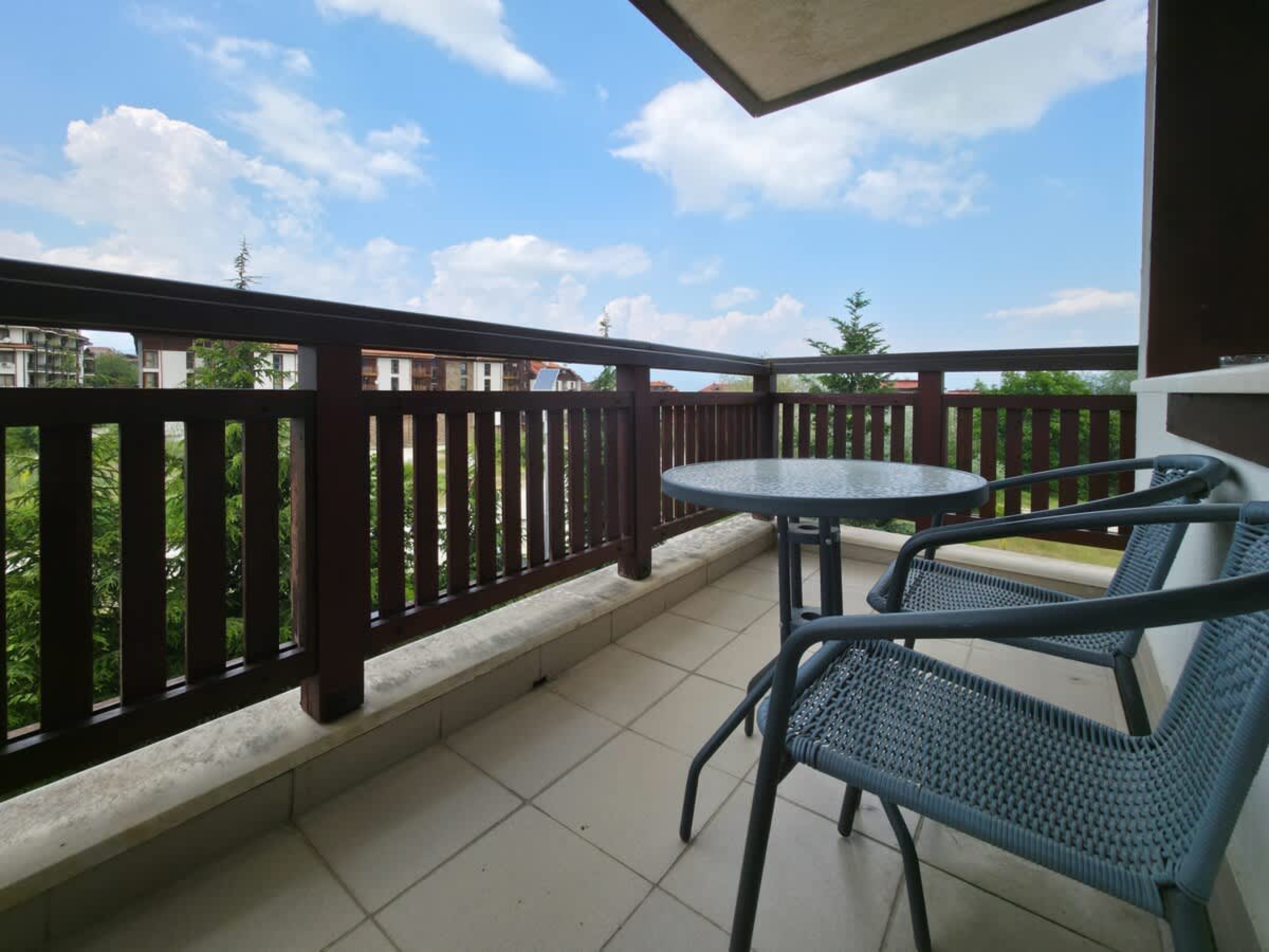 Scoutaround White Logo