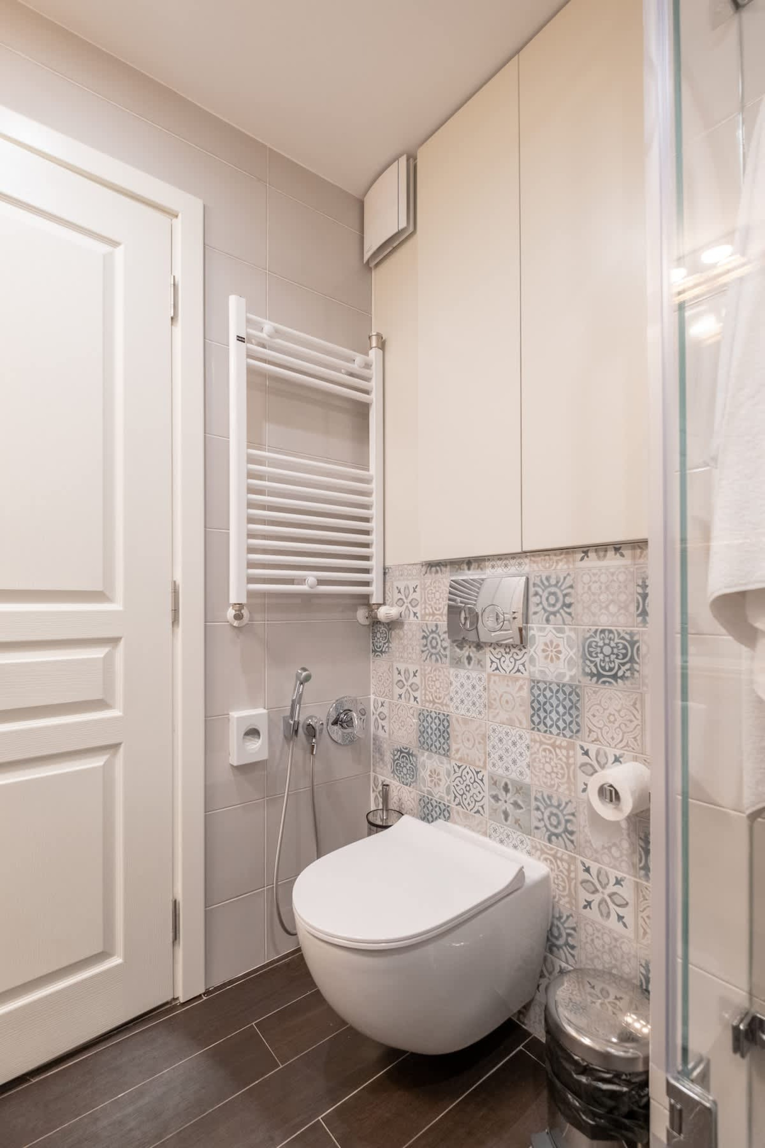 Scoutaround White Logo