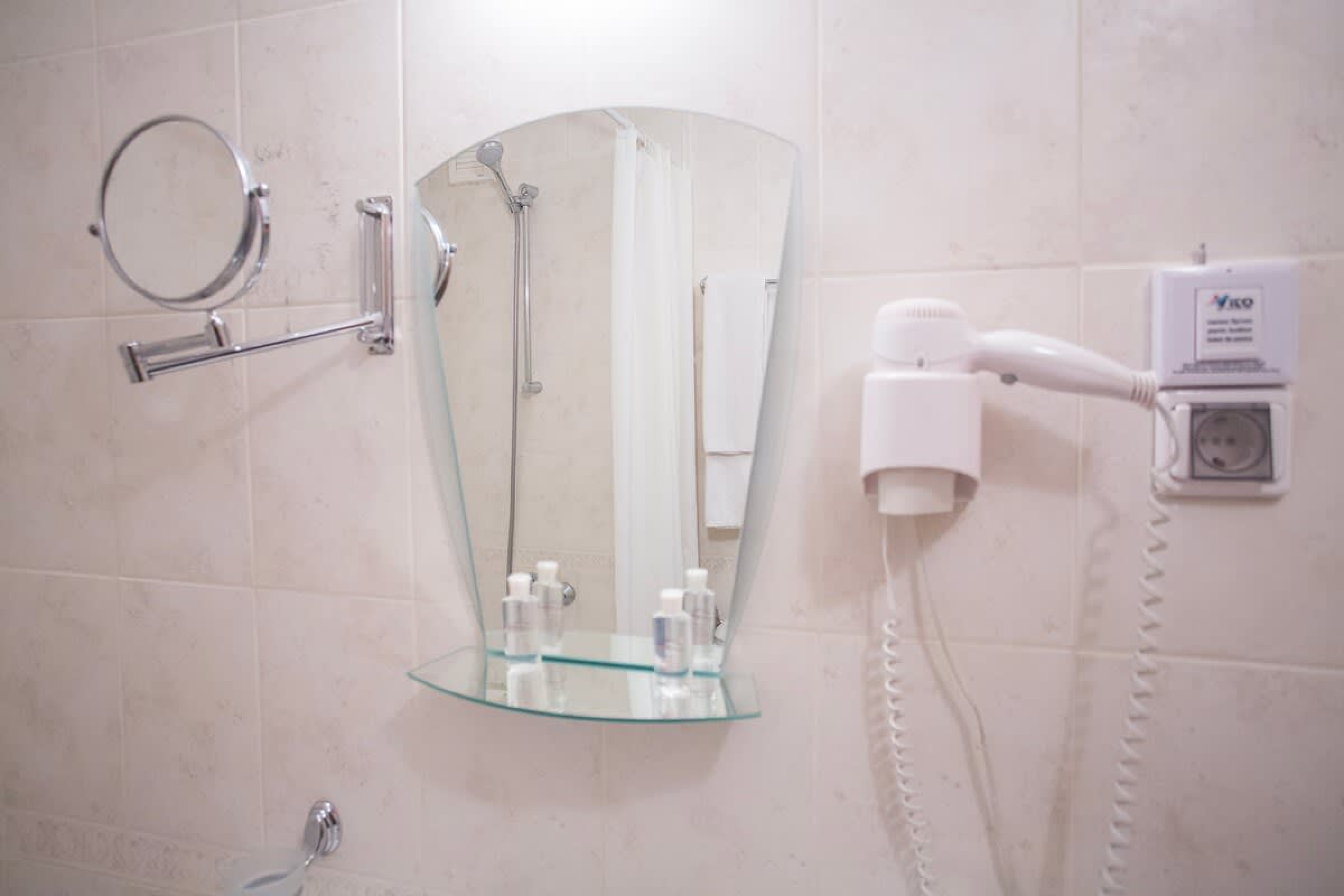 Bright Studio in a Spacious Complex in the Valley - Photo 12