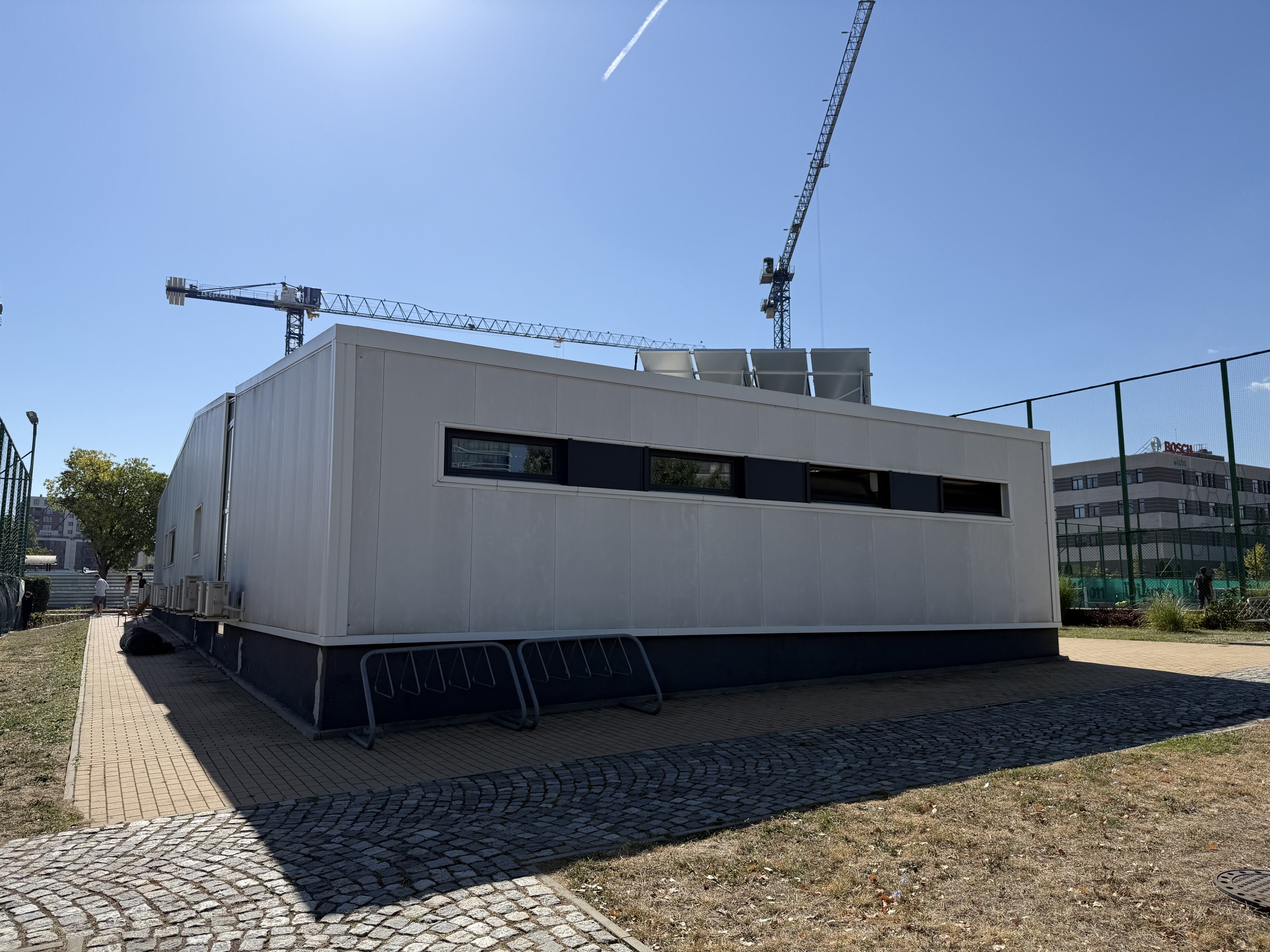 Scoutaround White Logo