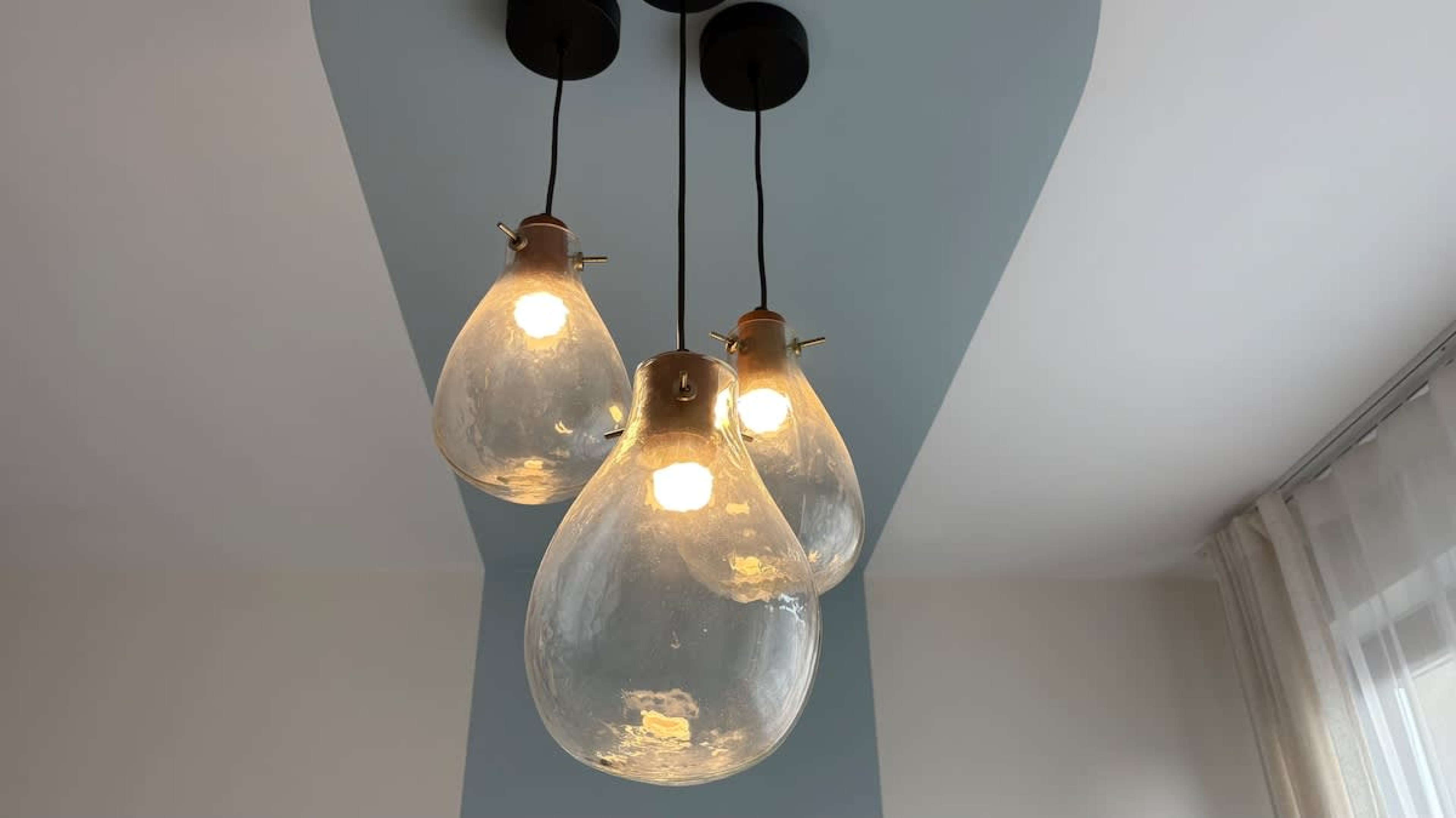 Comfort in Varna– Modern, Bright Central Apartment - Photo 5