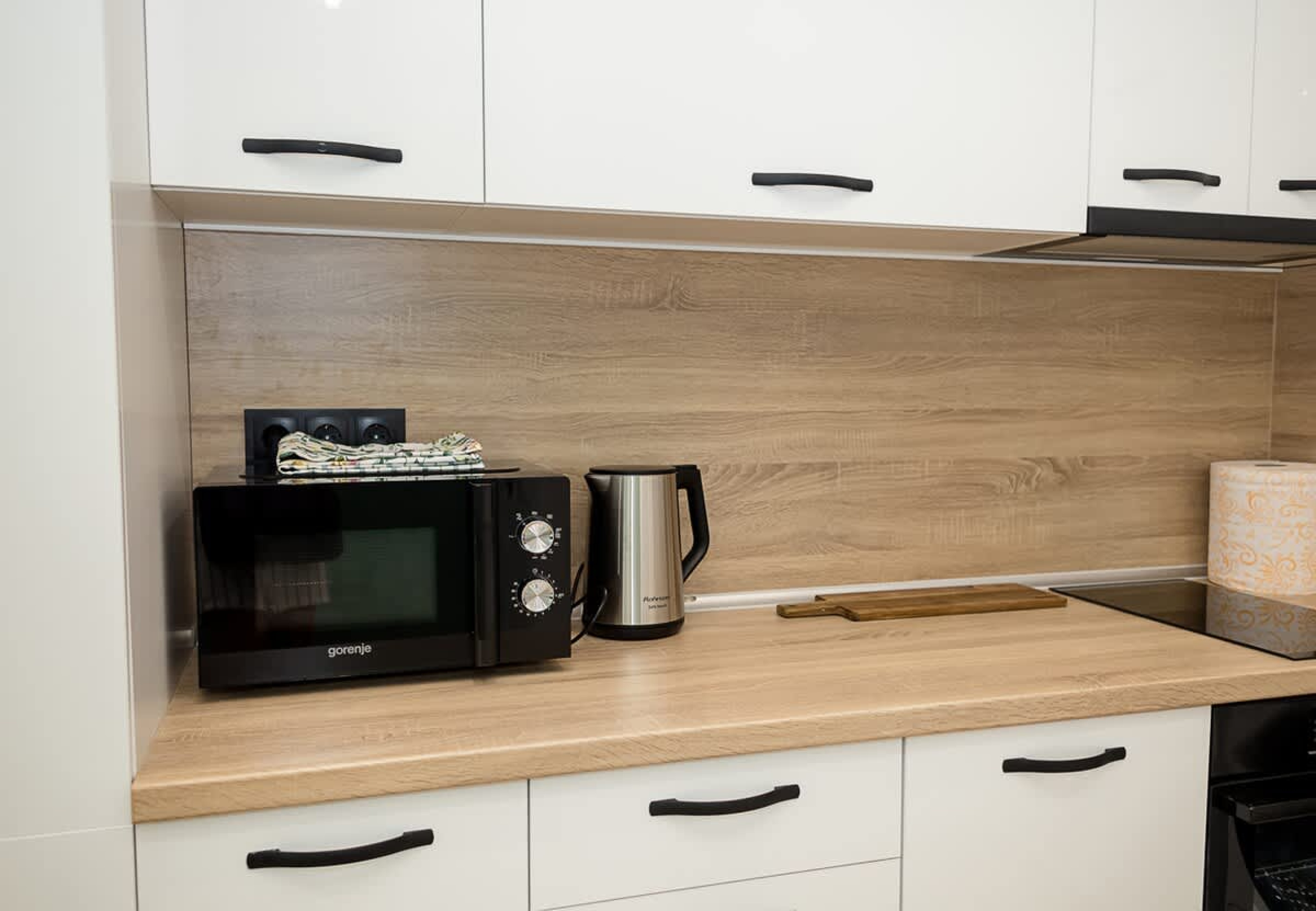 Scoutaround White Logo