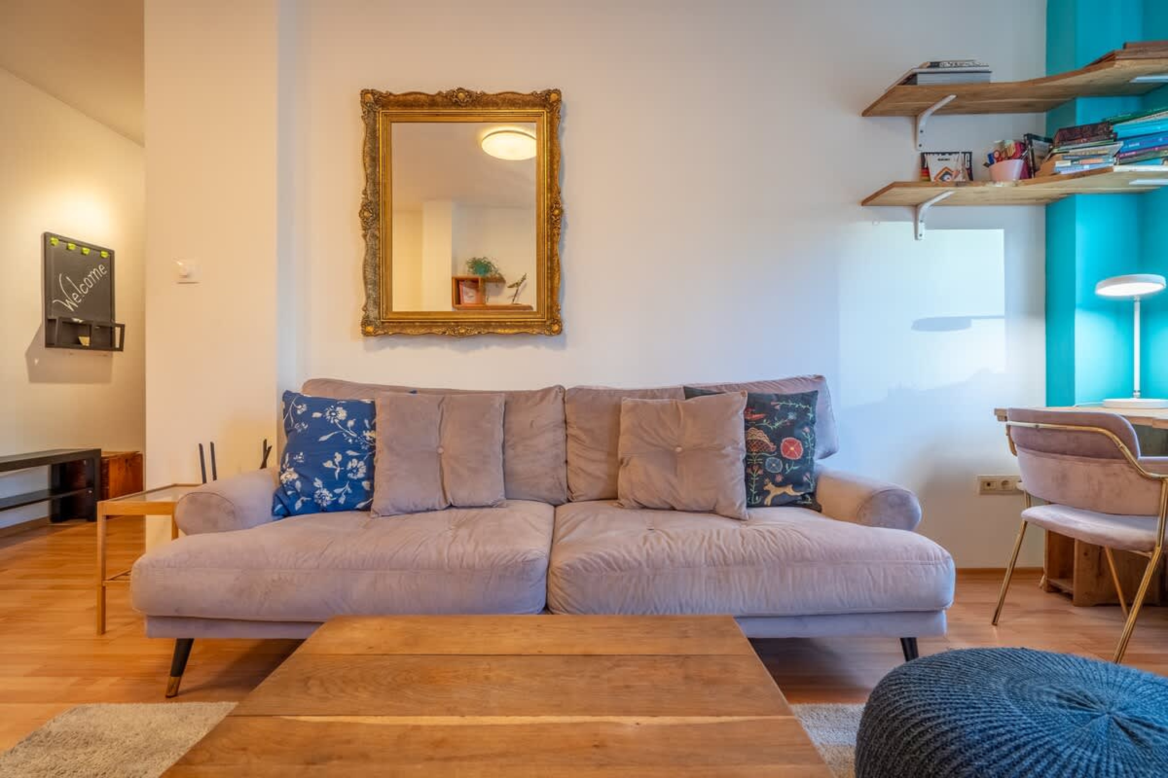 Scoutaround White Logo