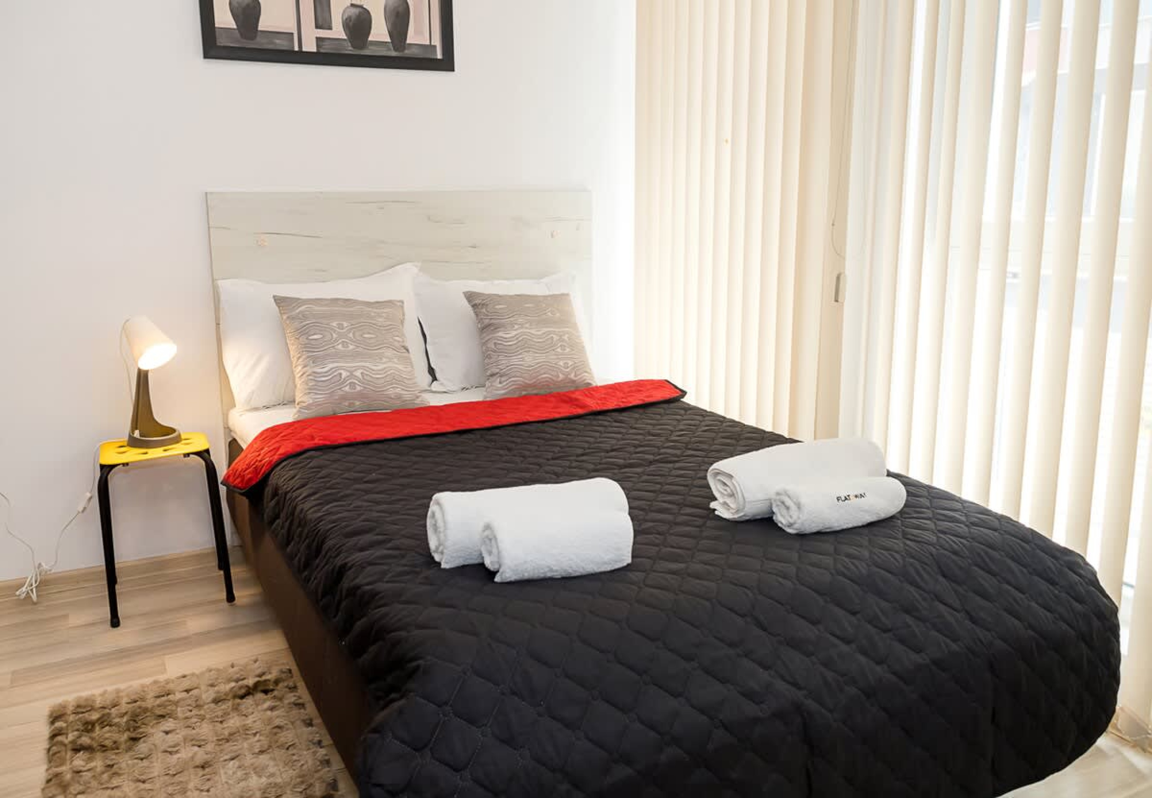 Scoutaround White Logo