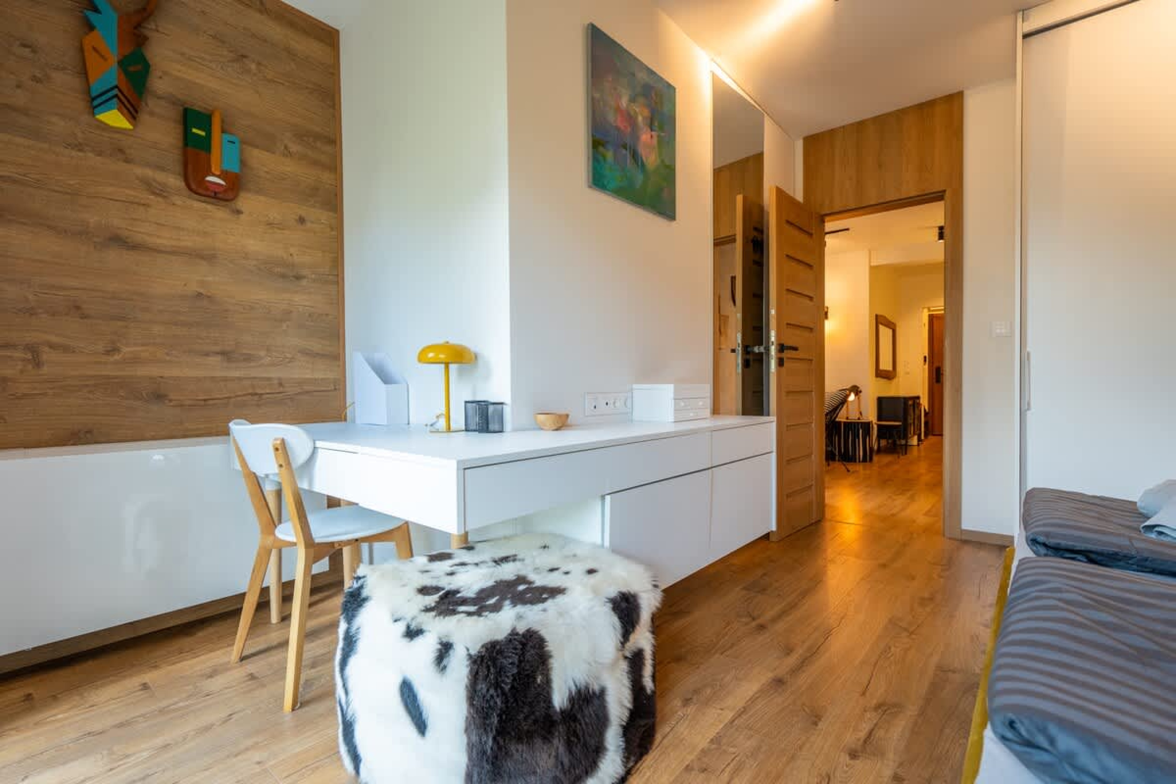 Scoutaround White Logo