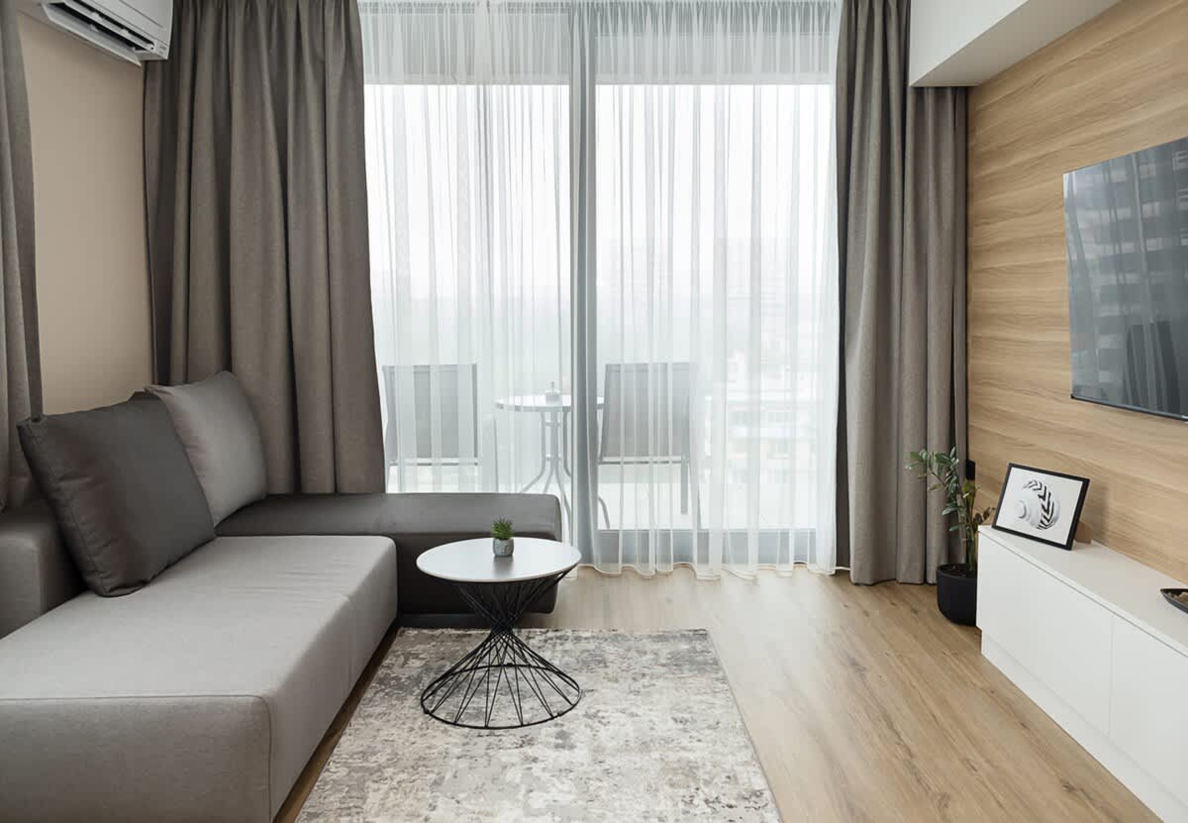 Scoutaround White Logo