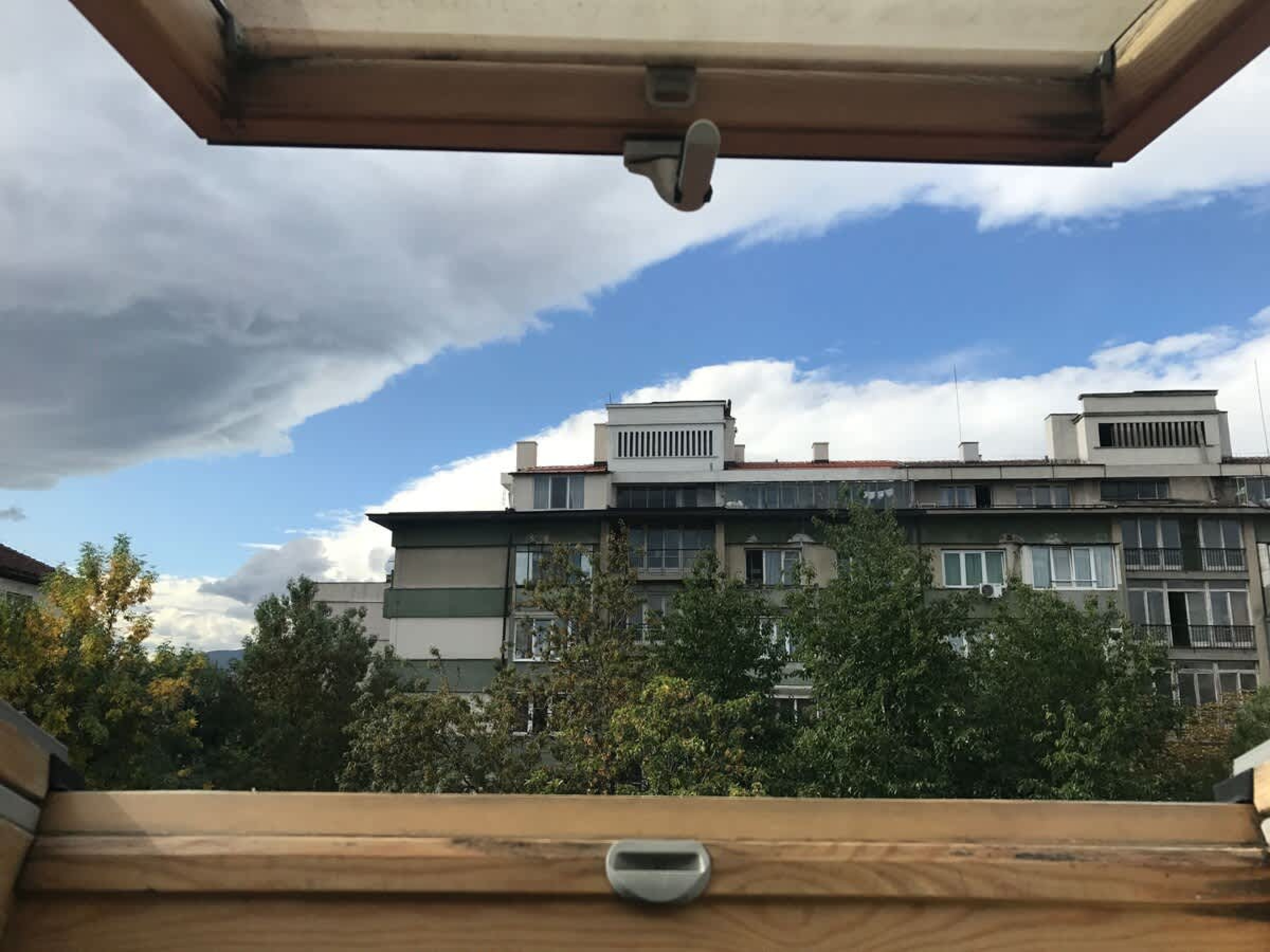 Scoutaround White Logo