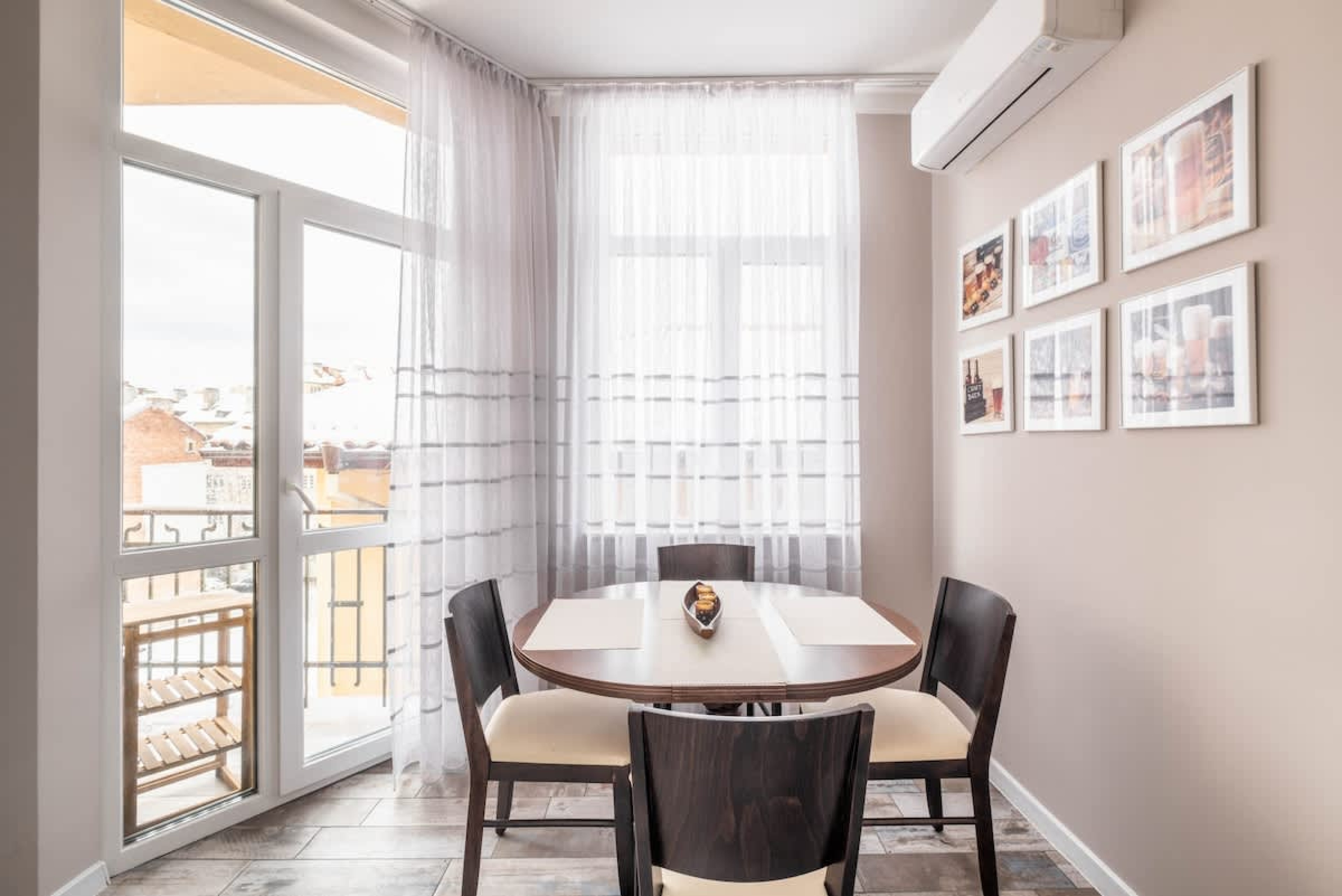 Scoutaround White Logo