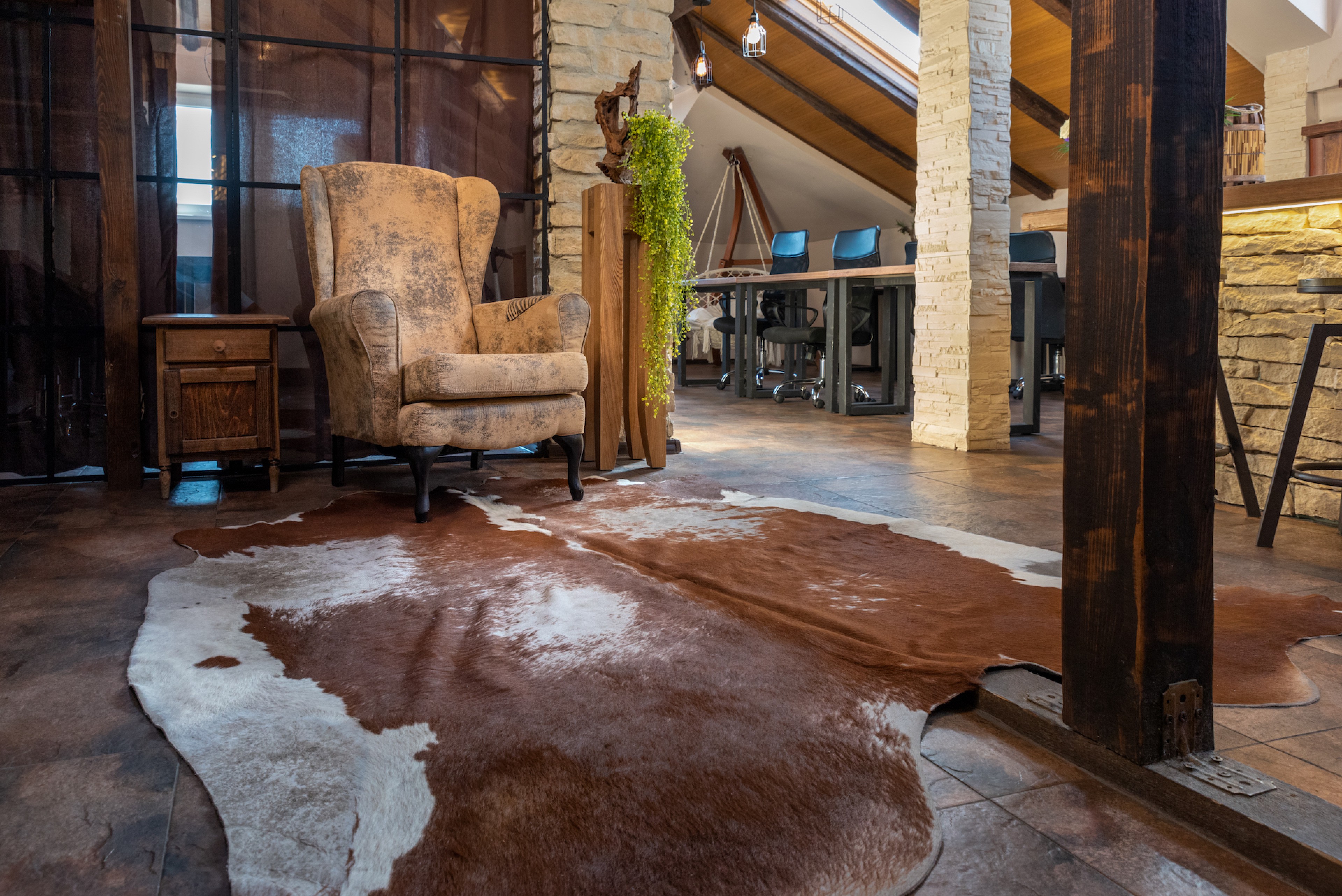 Scoutaround White Logo