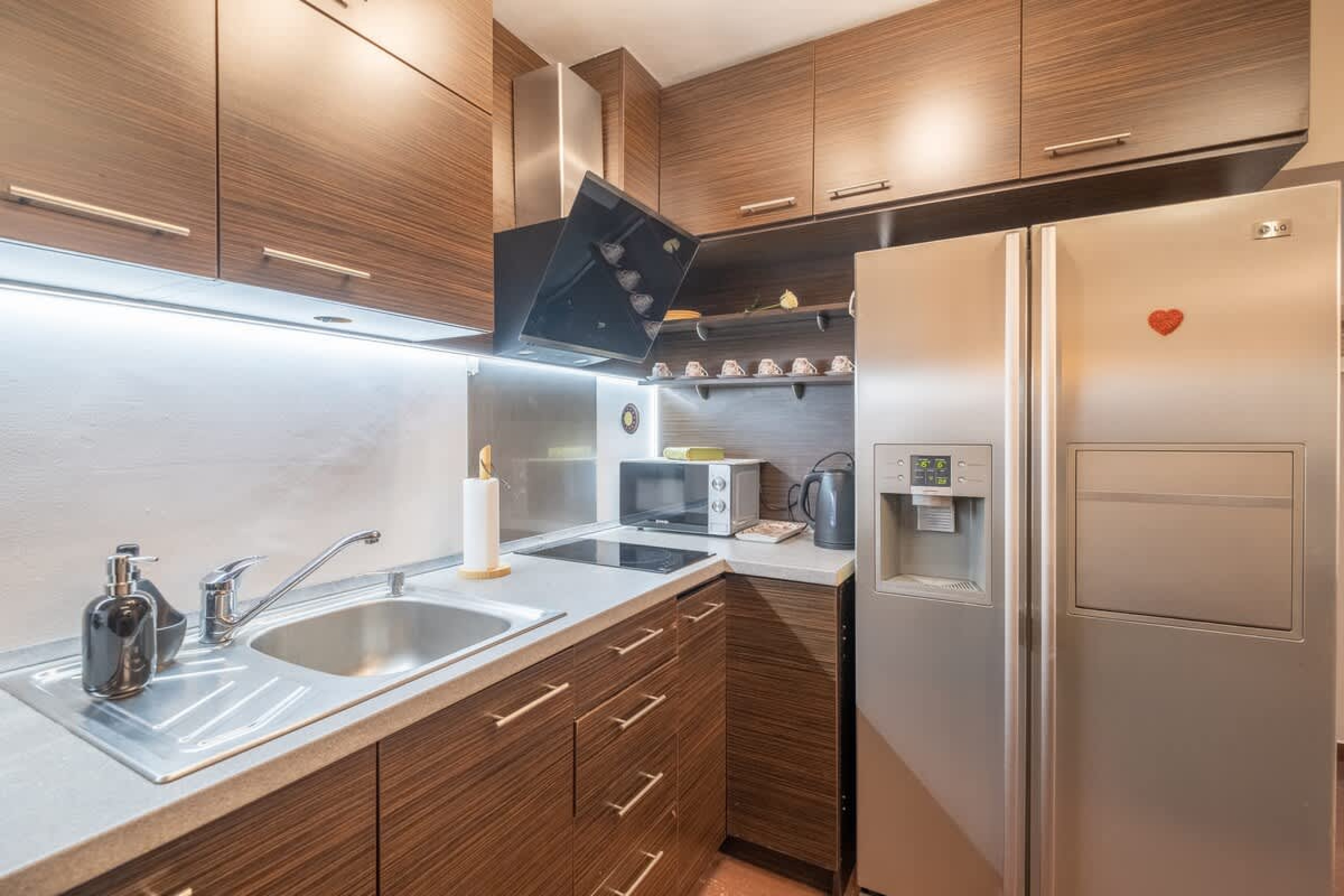 Scoutaround White Logo