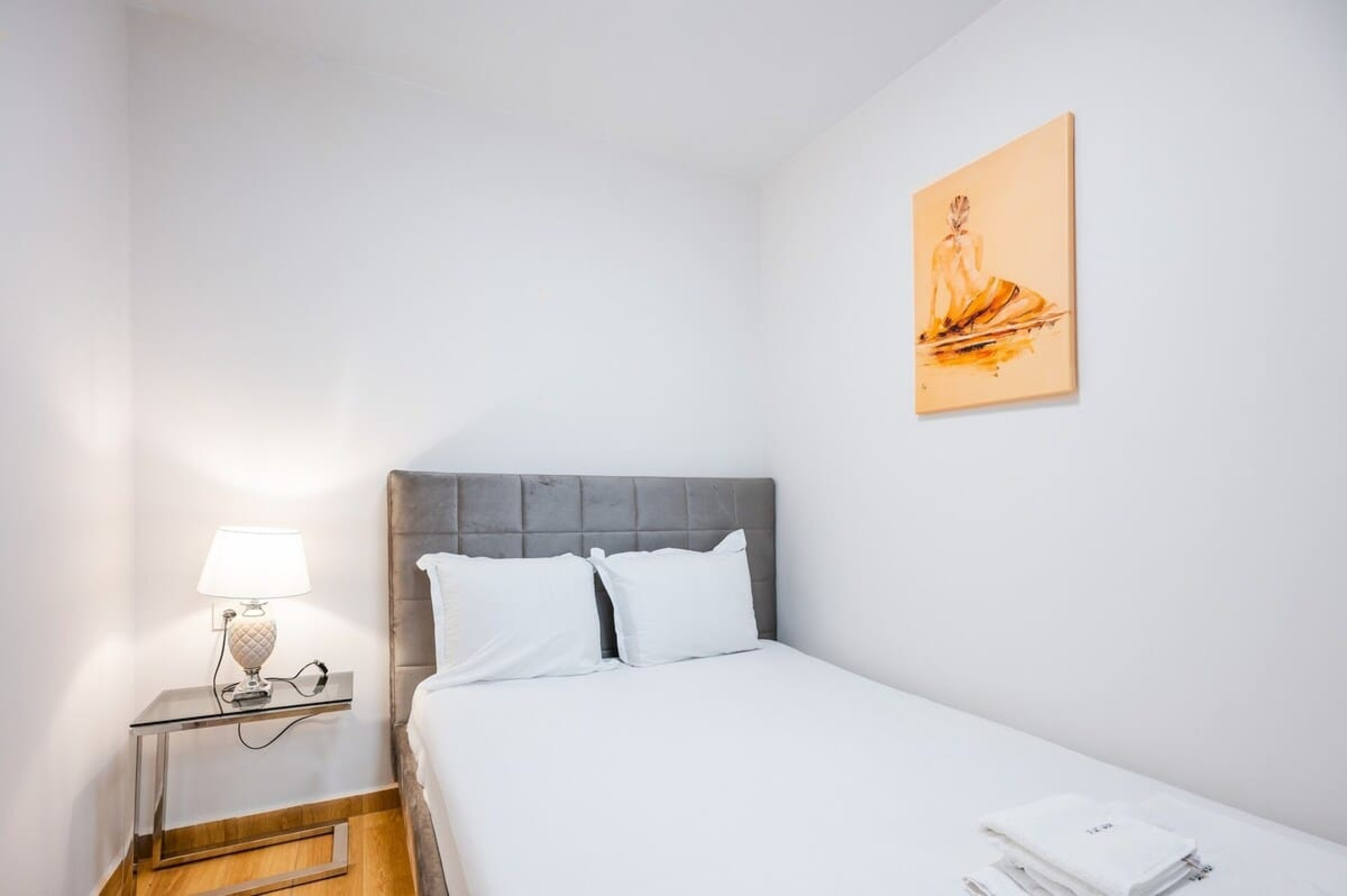 Scoutaround White Logo