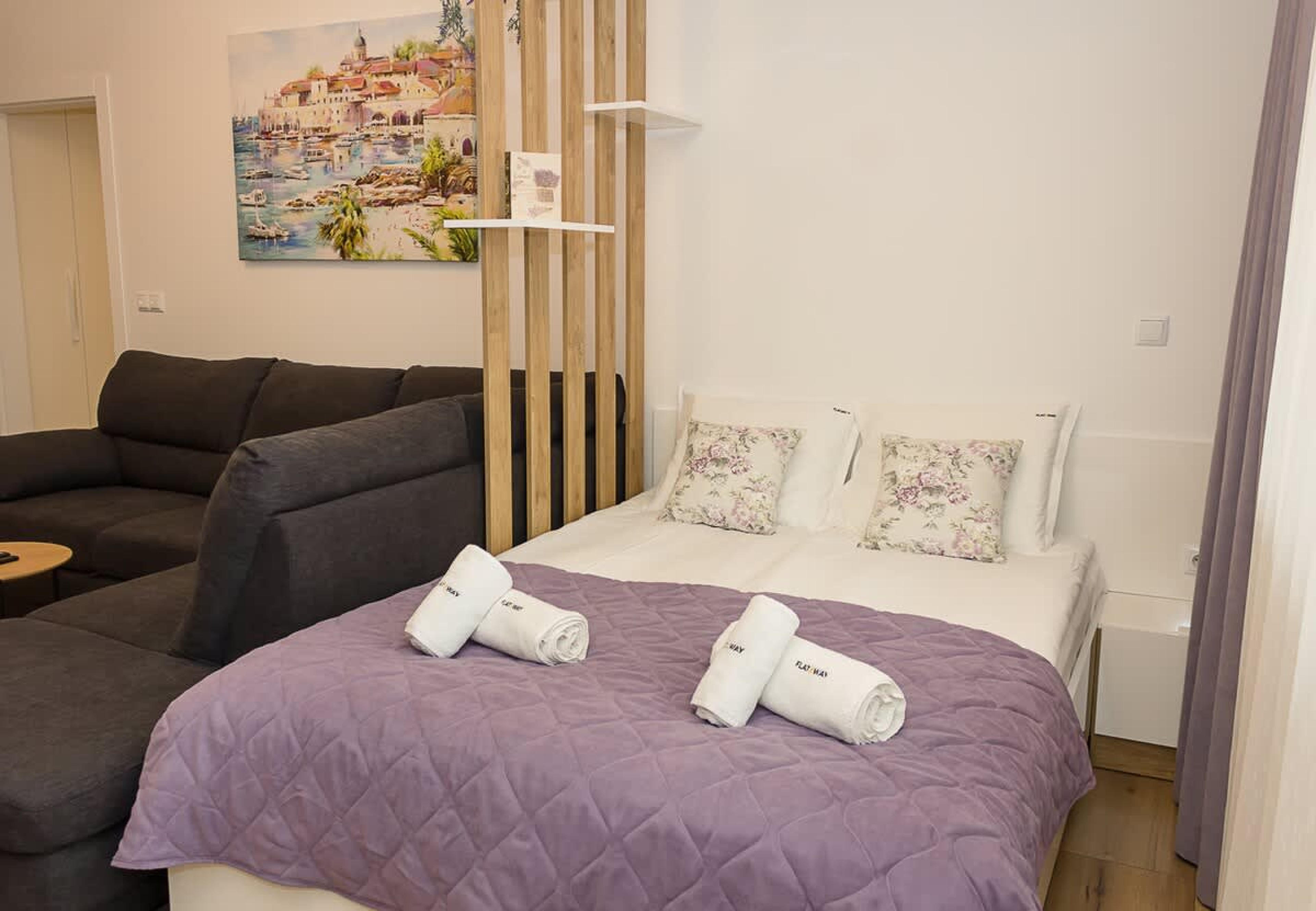 Scoutaround White Logo