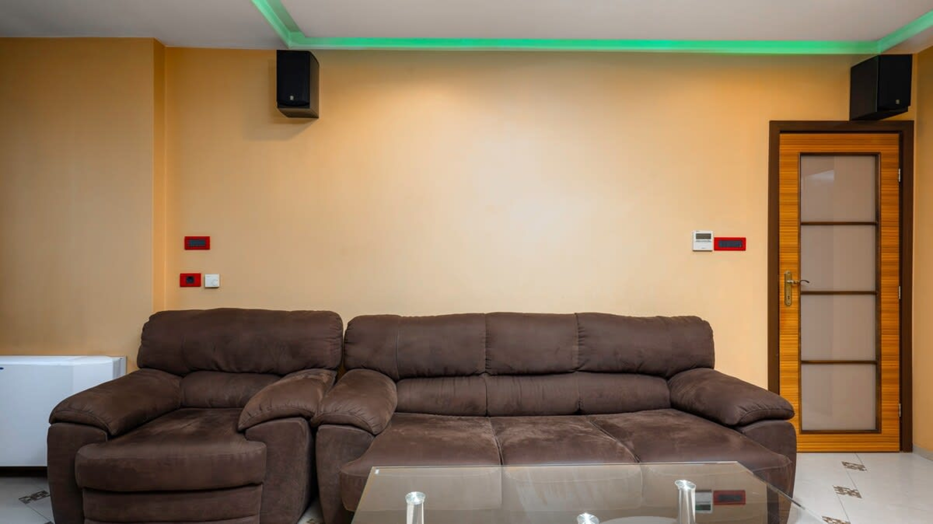 Scoutaround White Logo