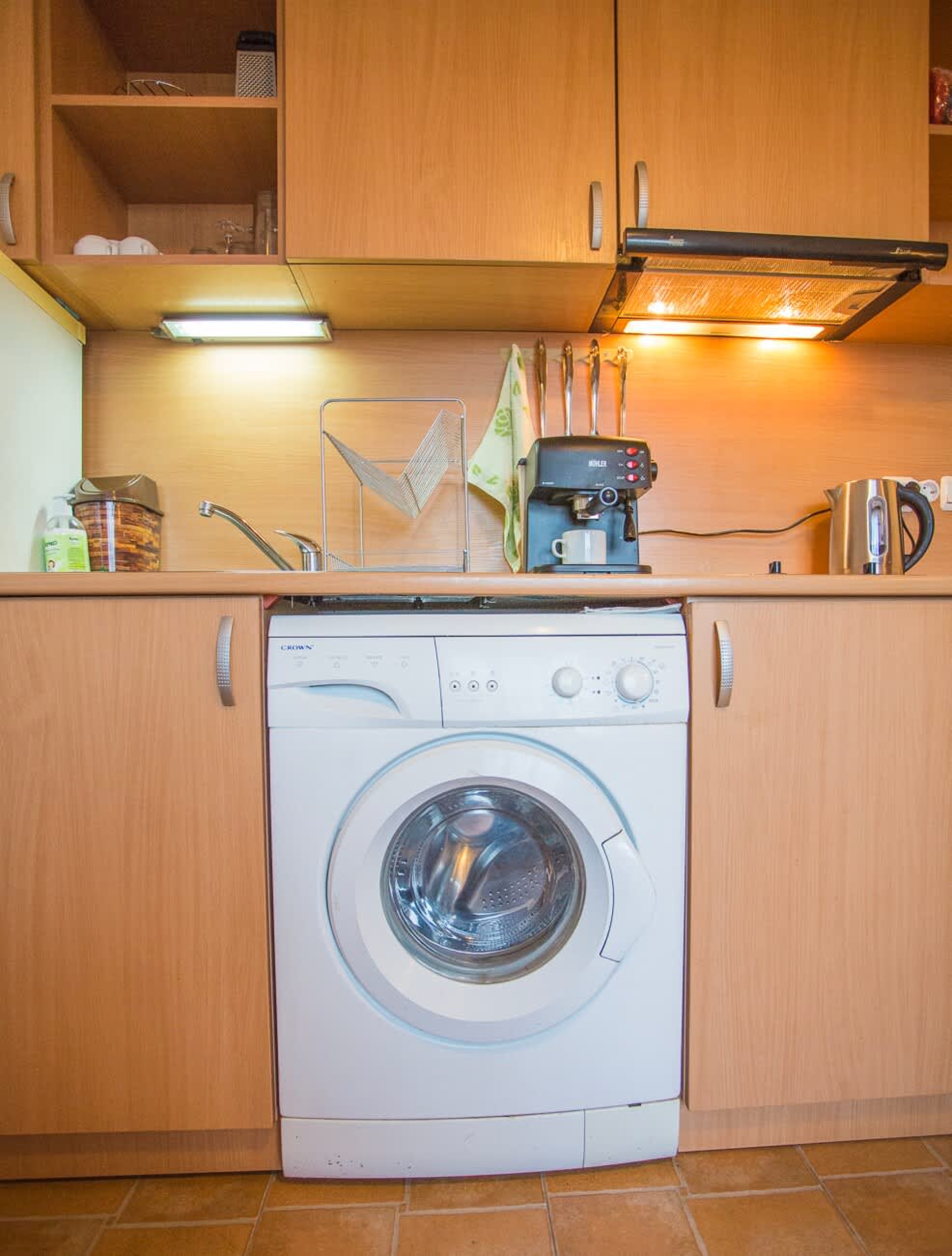 Scoutaround White Logo