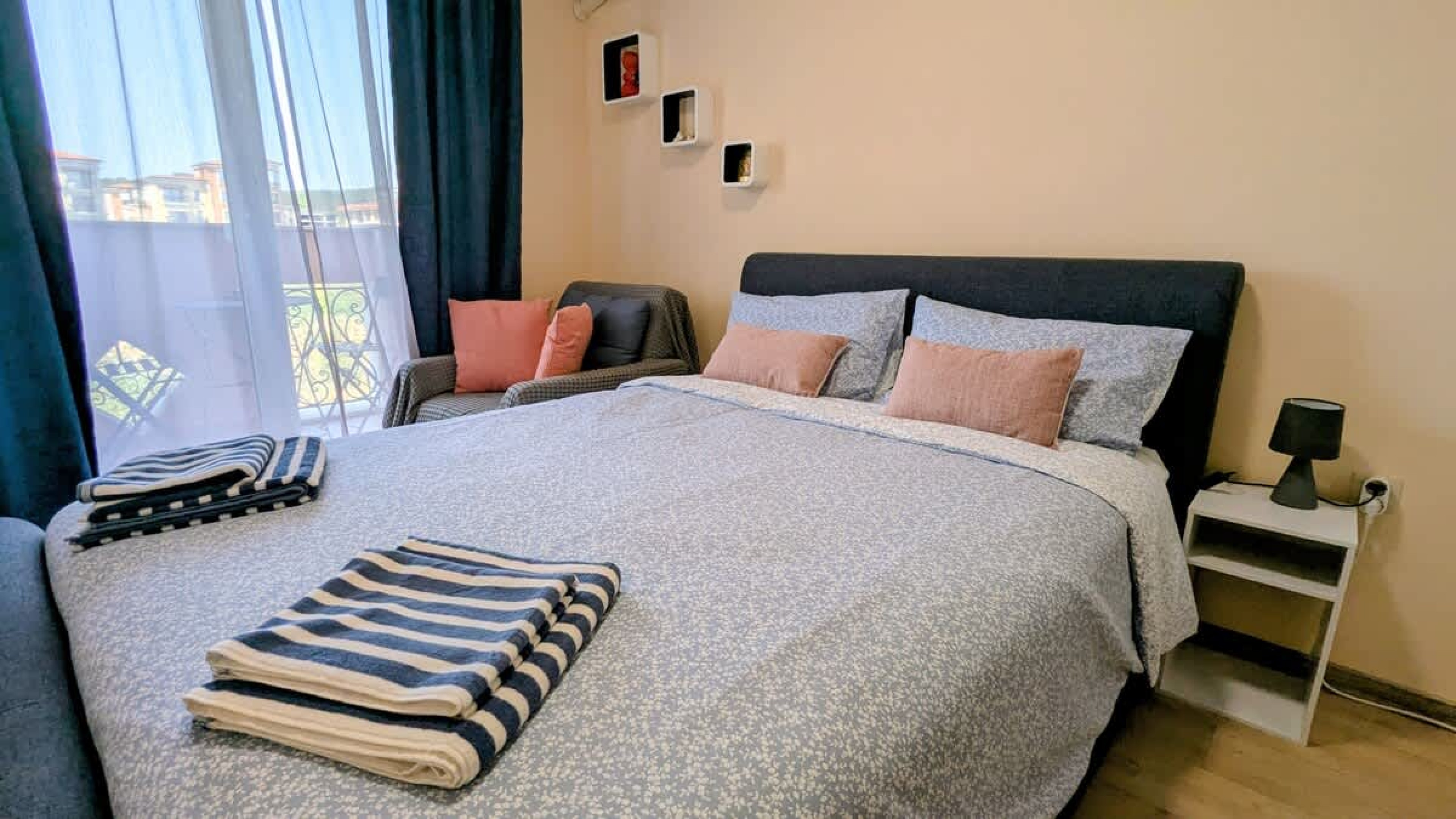 Scoutaround White Logo