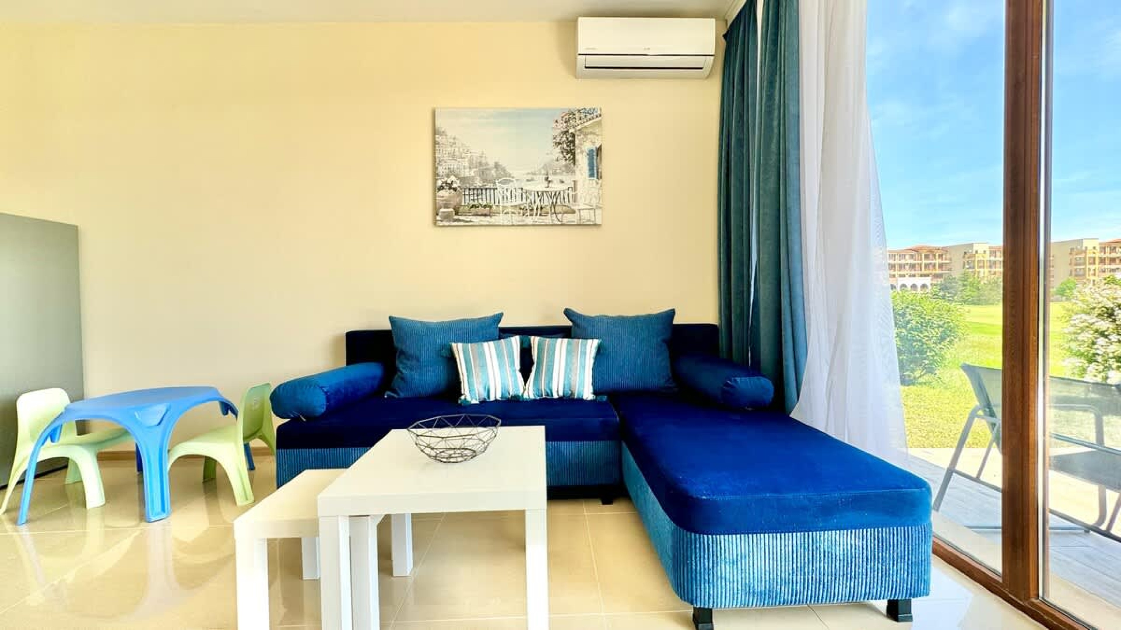 Scoutaround White Logo