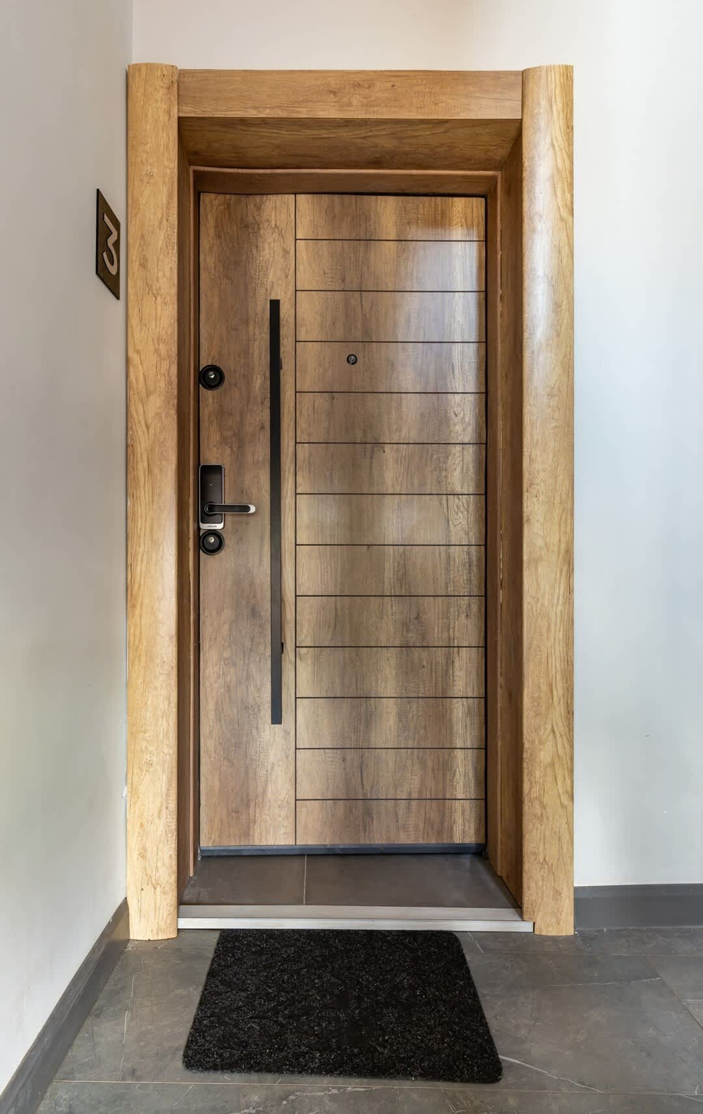 Scoutaround White Logo