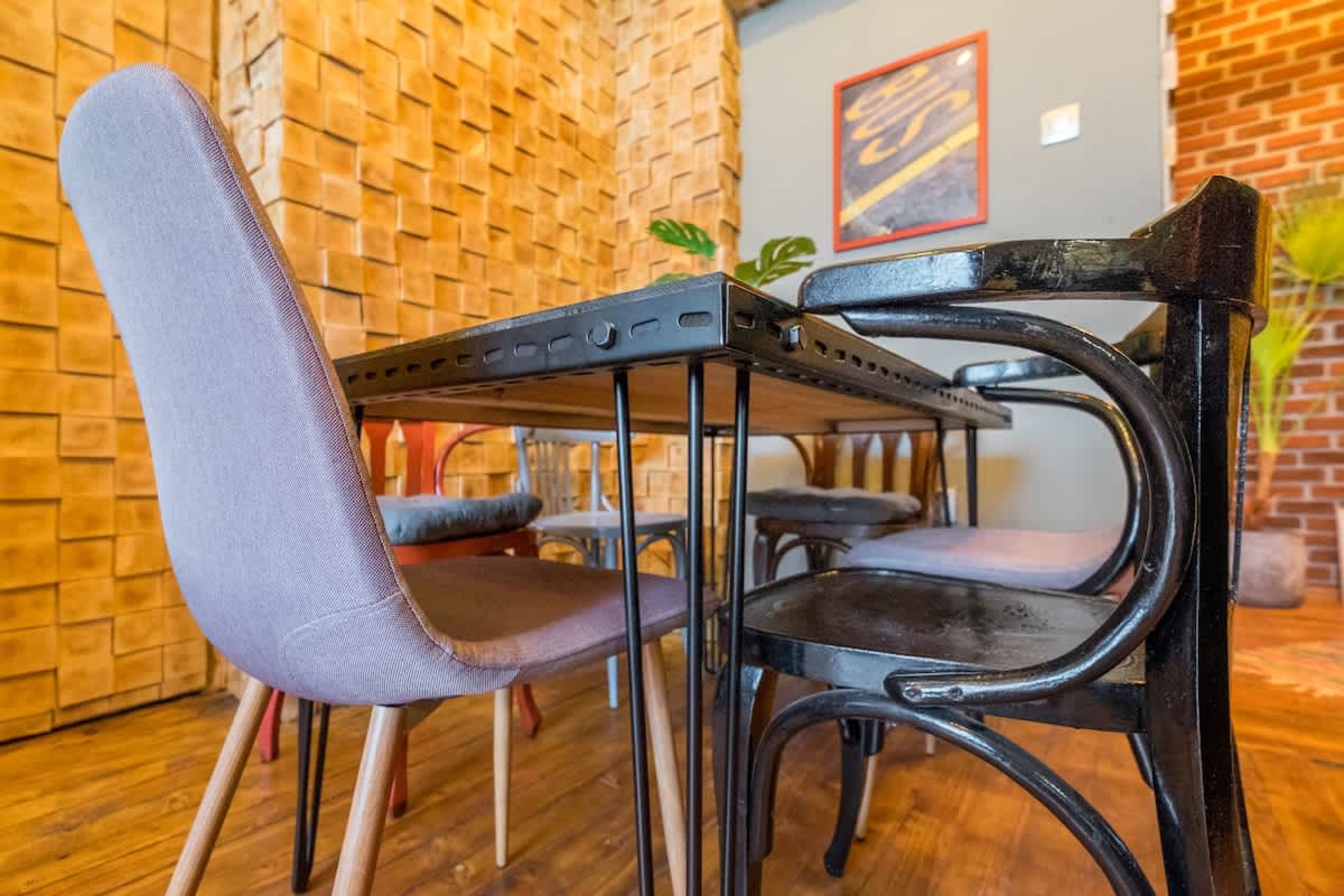 2 BDR &amp; 2 BTHR Funky Apartment / Supreme Location - Photo 33