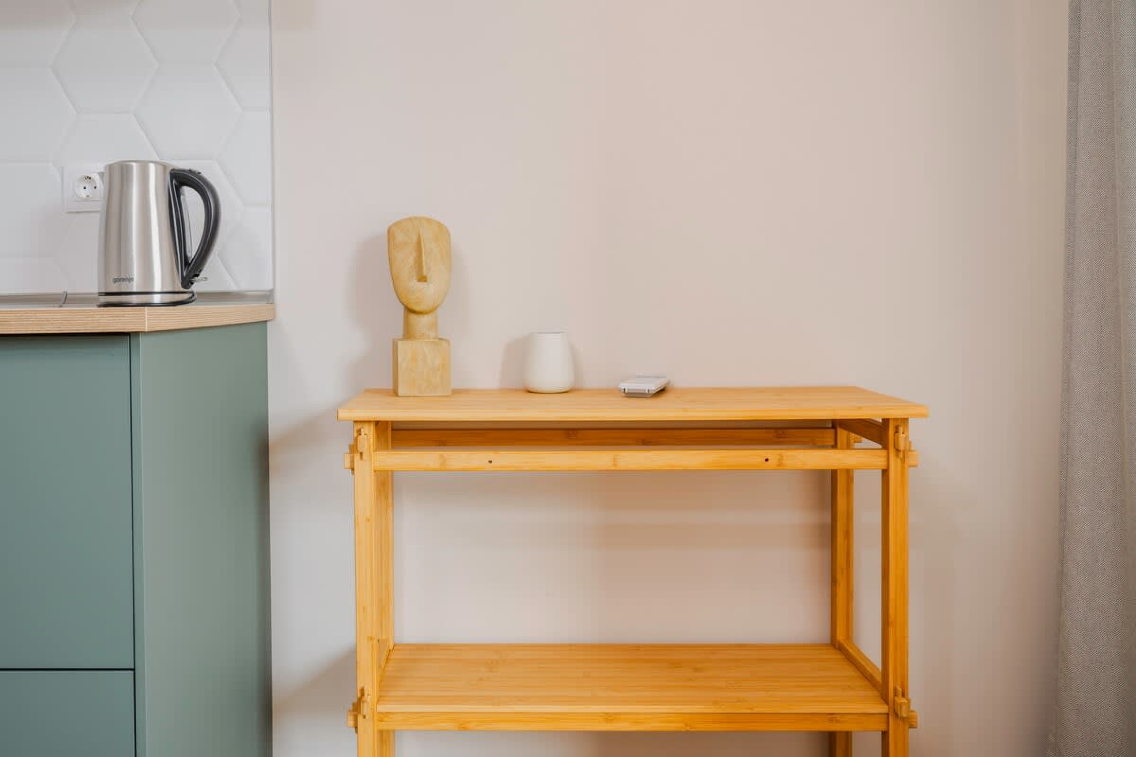 Scoutaround White Logo