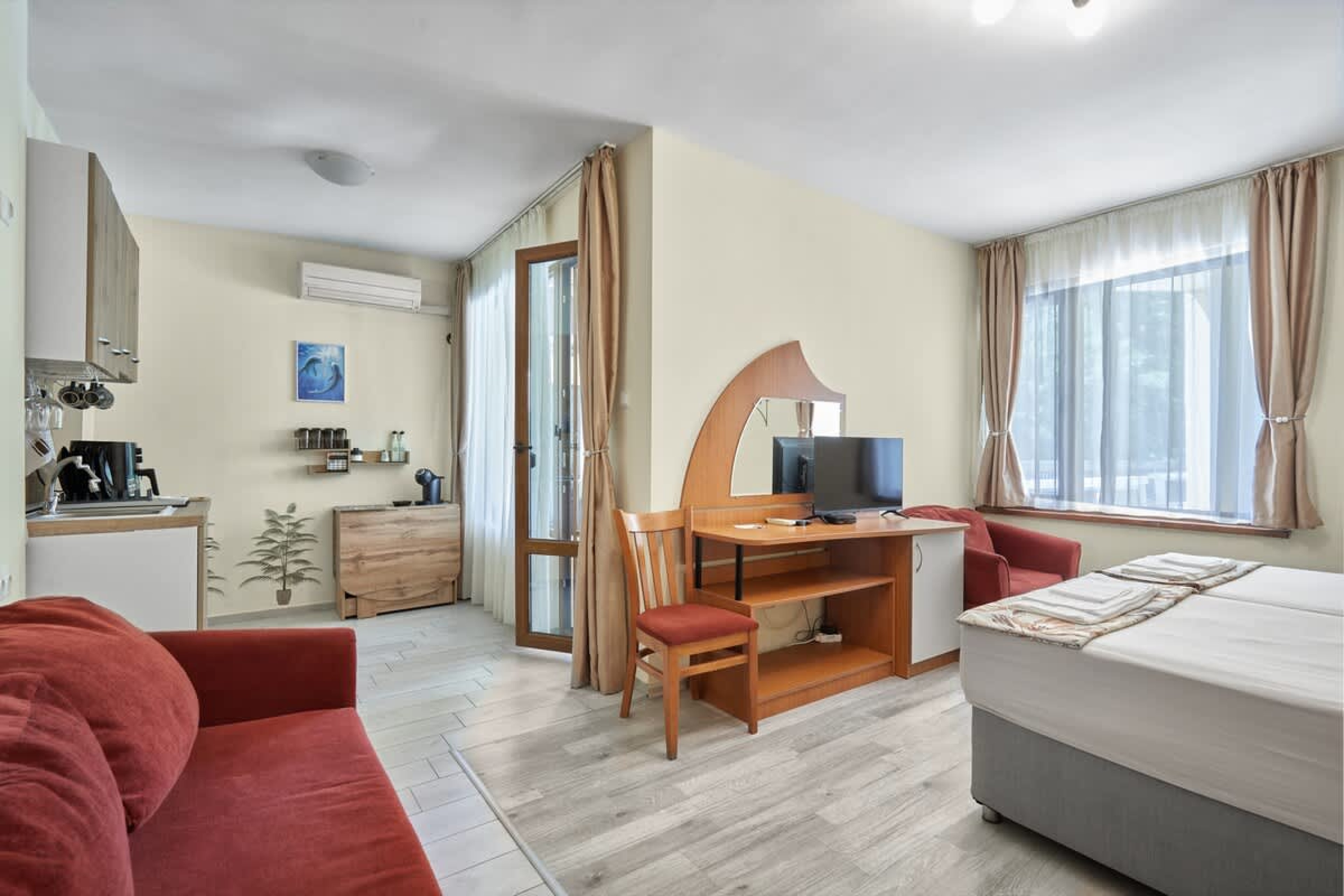 Scoutaround White Logo