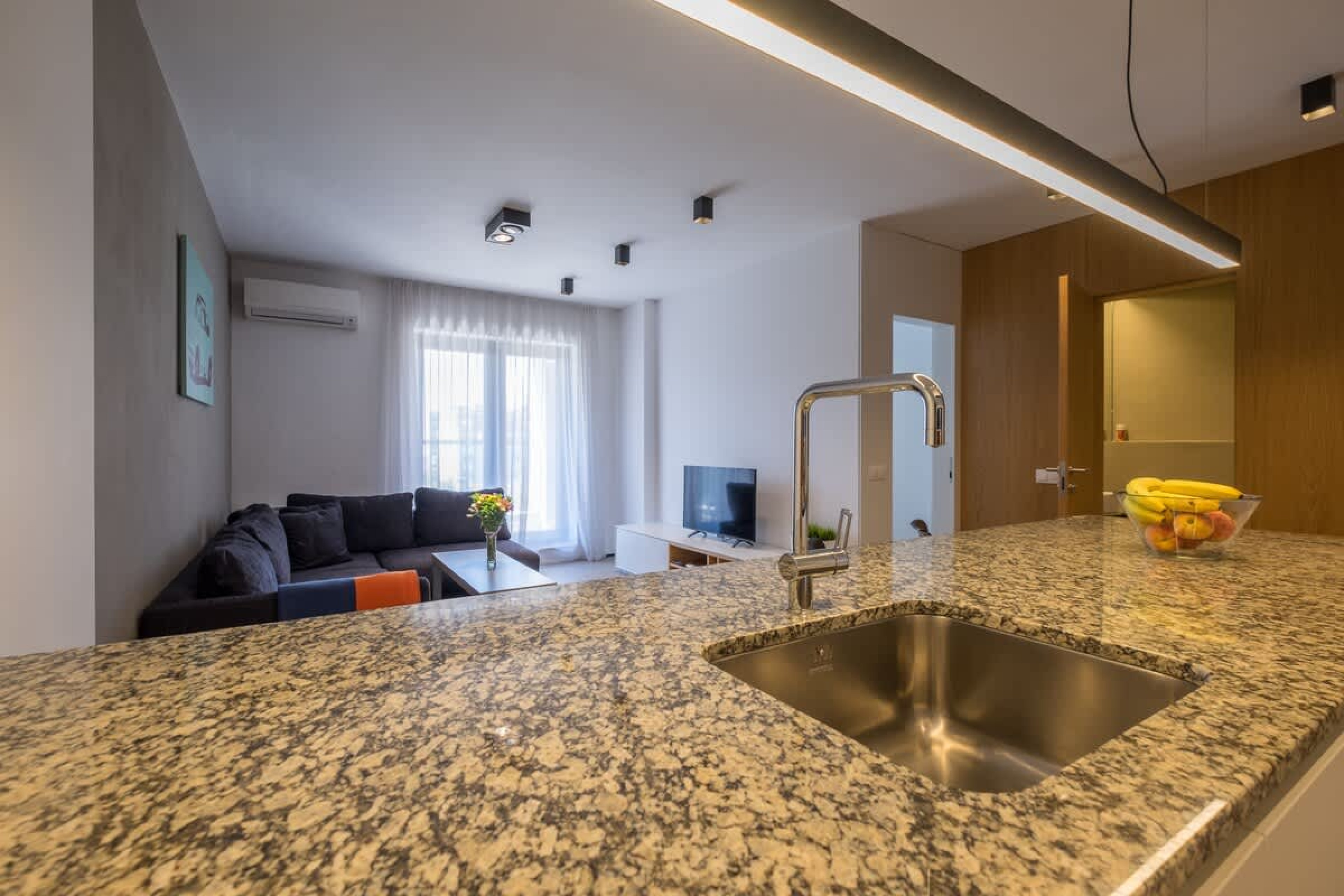 Scoutaround White Logo