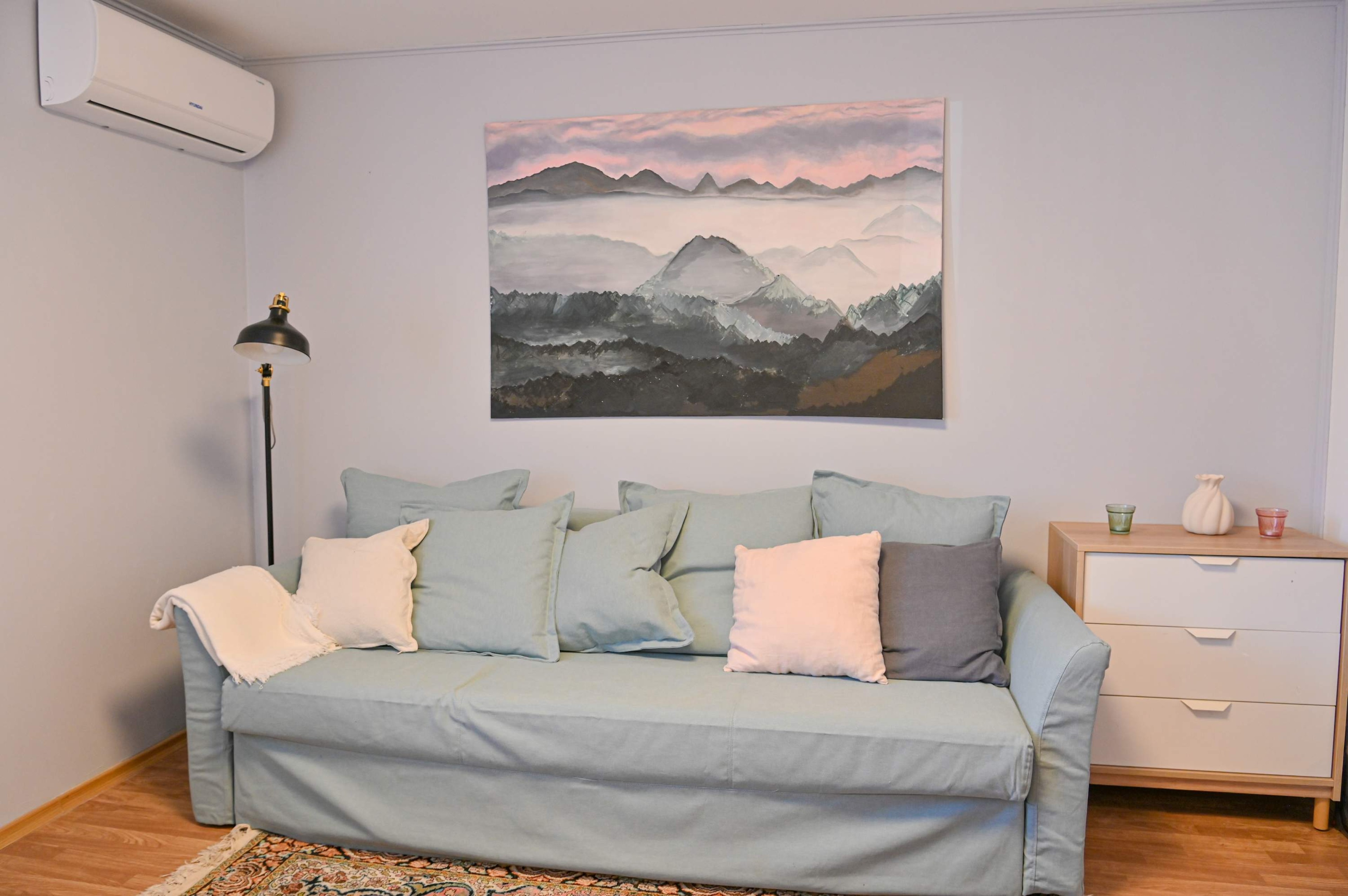 Scoutaround White Logo