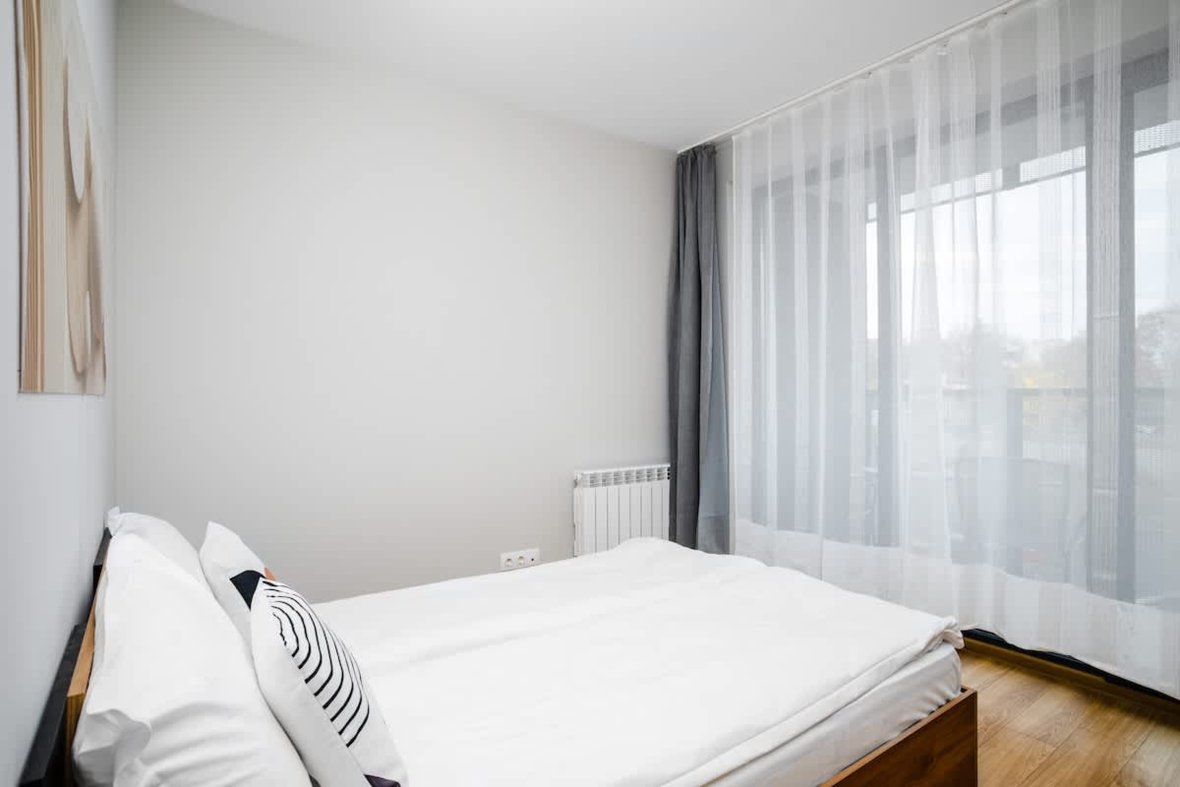 Scoutaround White Logo